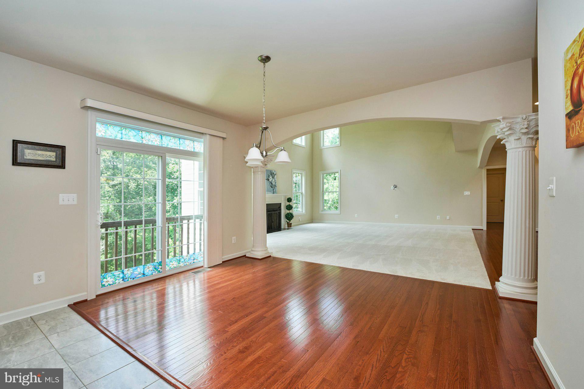 LOCKMEADE - Residential