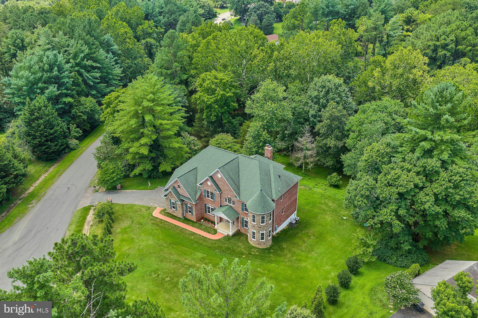 LOCKMEADE - Residential