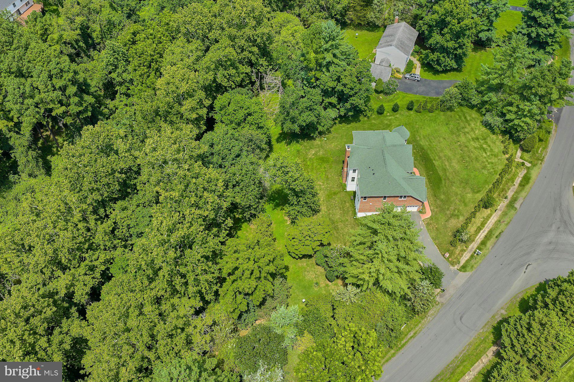 LOCKMEADE - Residential