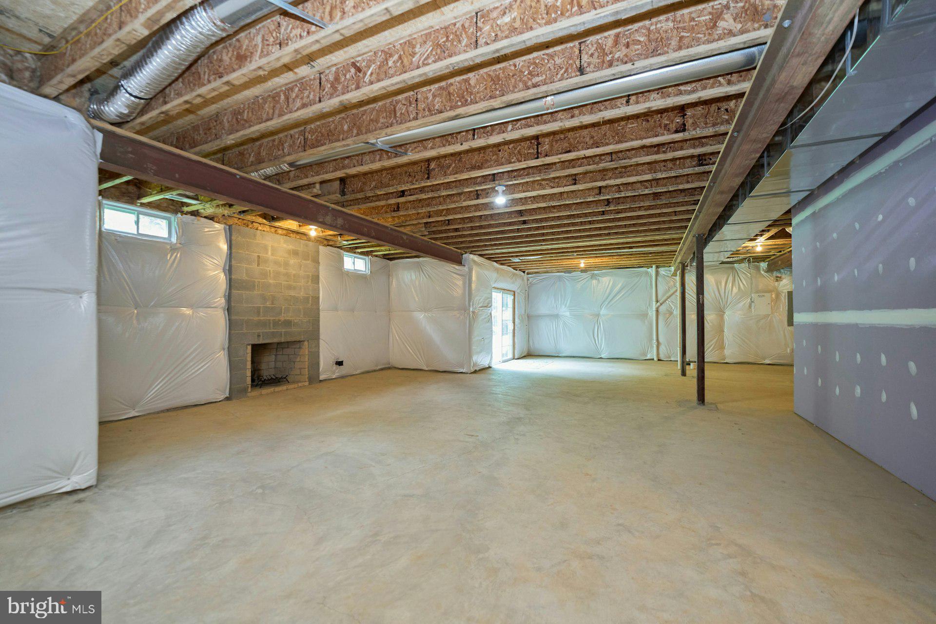 LOCKMEADE - Residential