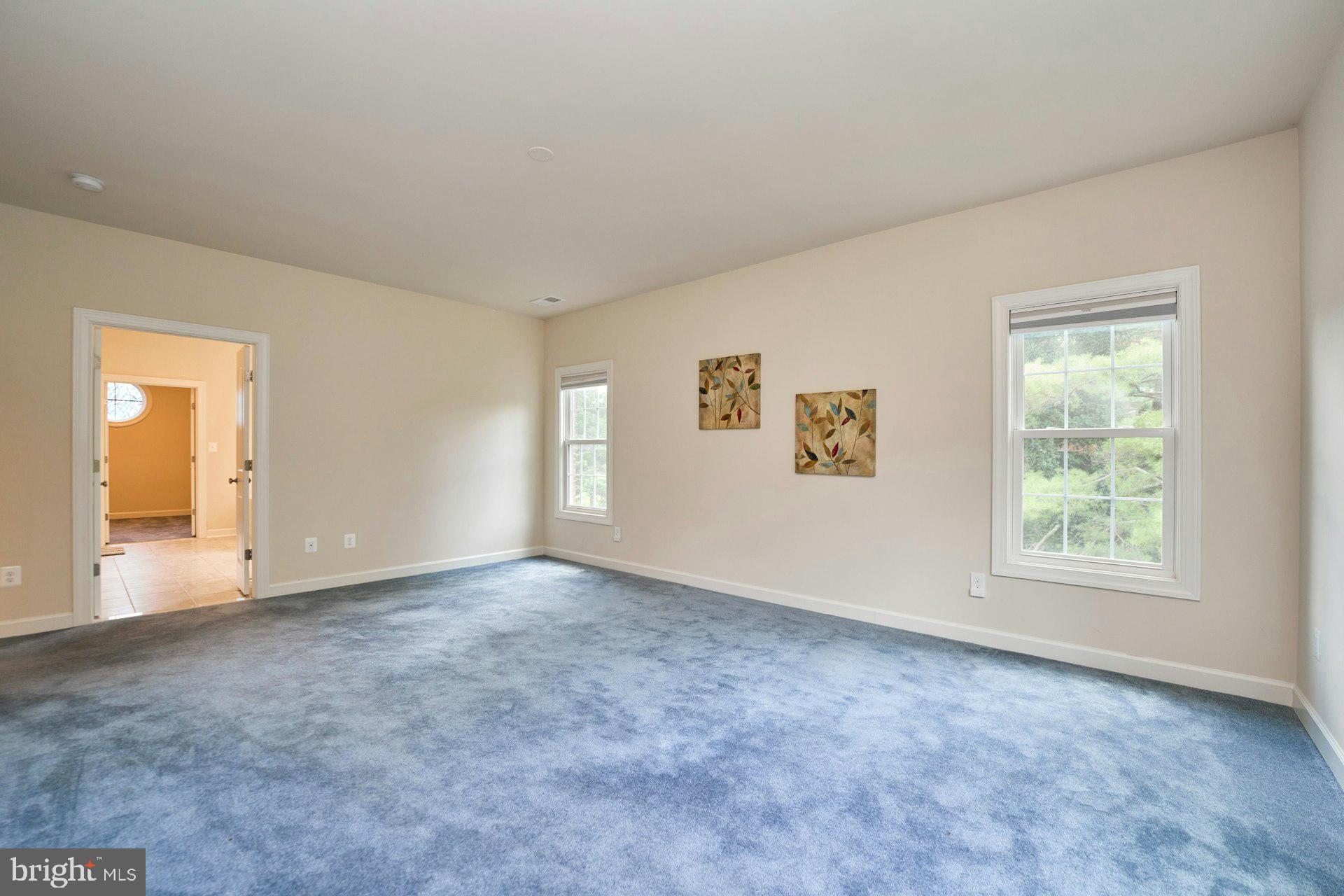 LOCKMEADE - Residential