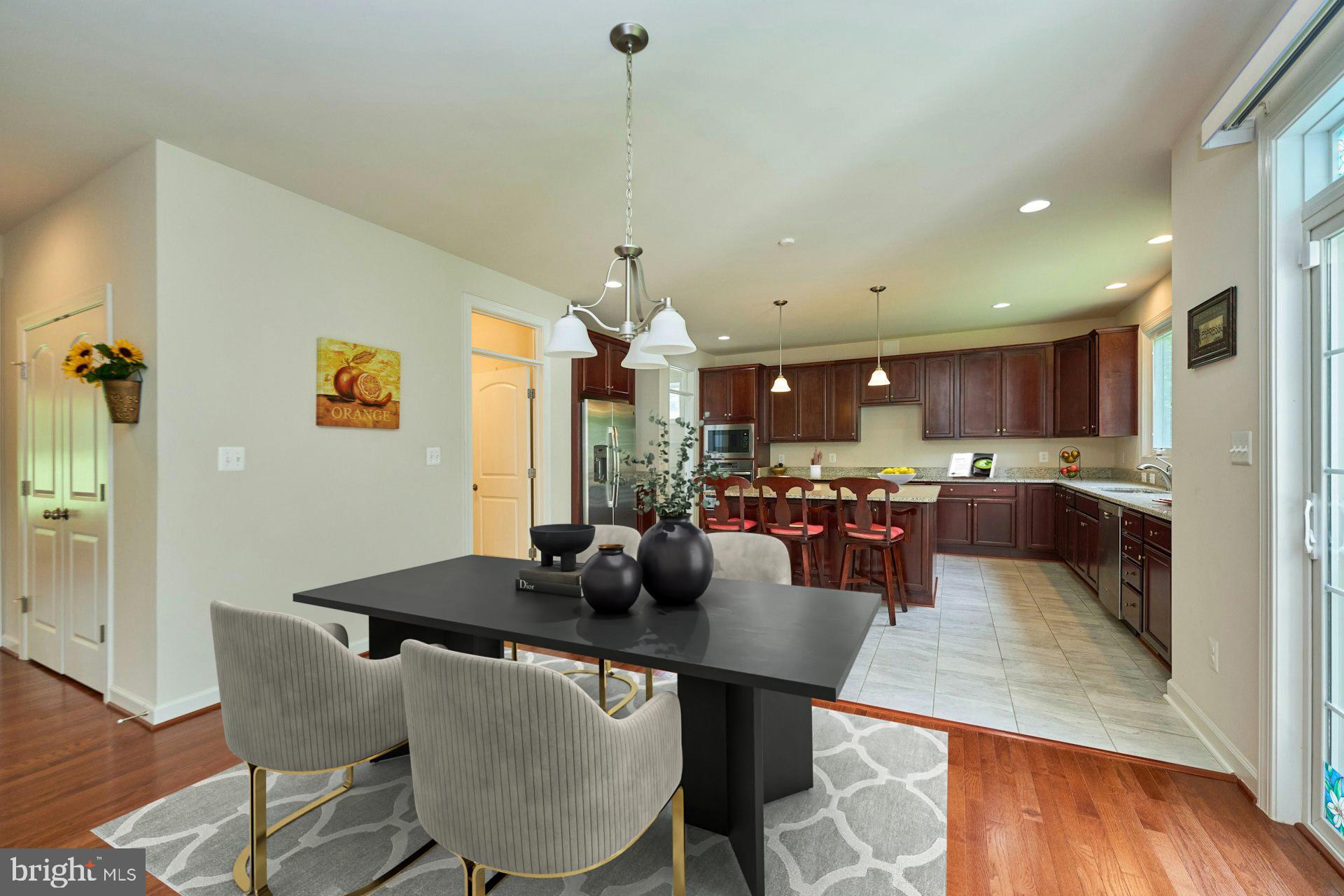 LOCKMEADE - Residential