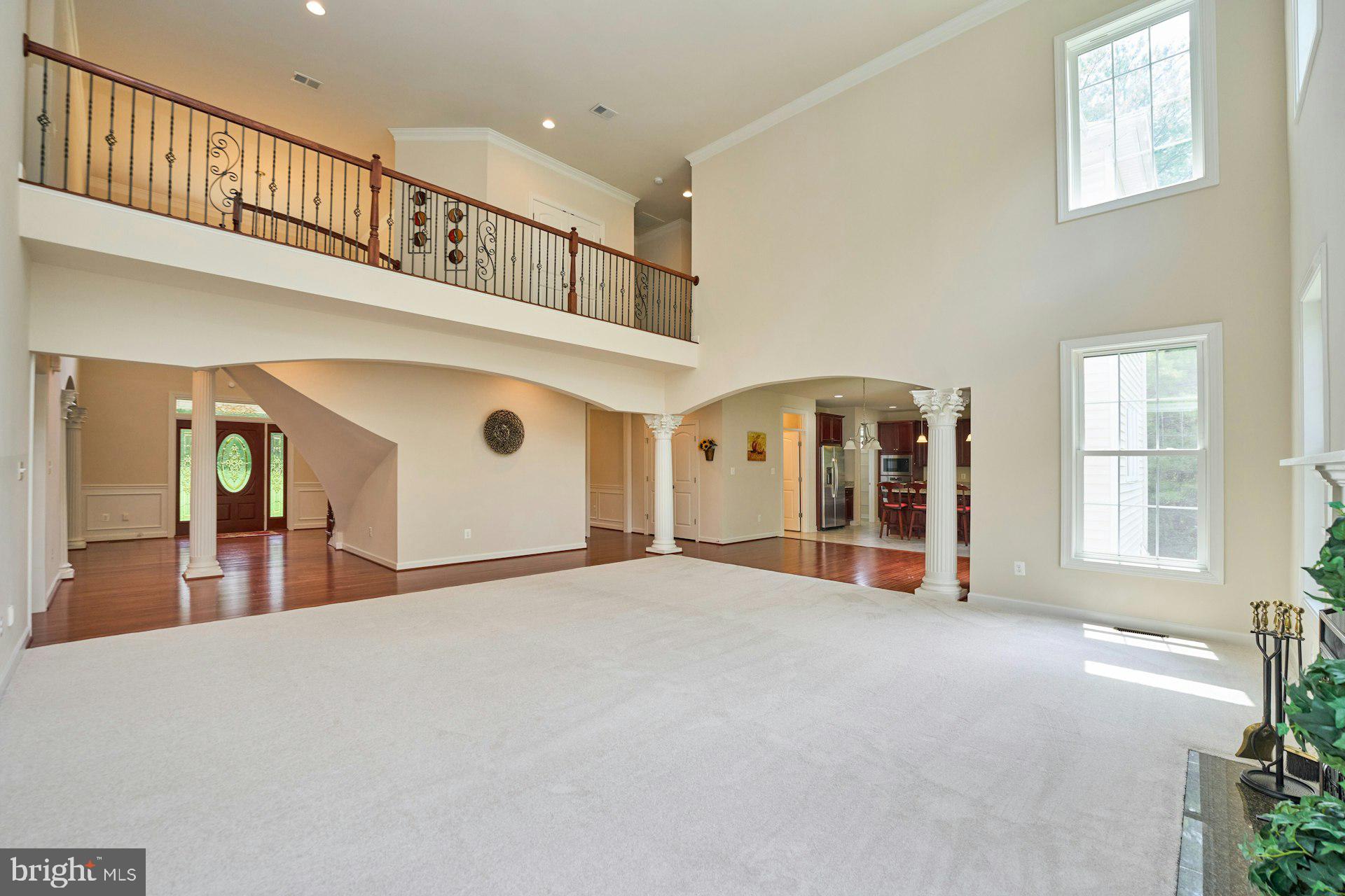 LOCKMEADE - Residential