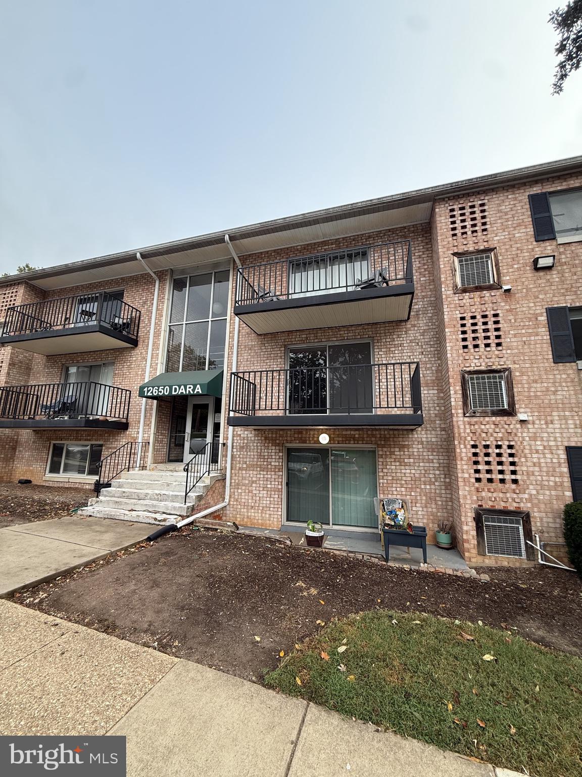 OCCOQUAN RIDGE CONDO - Residential Lease