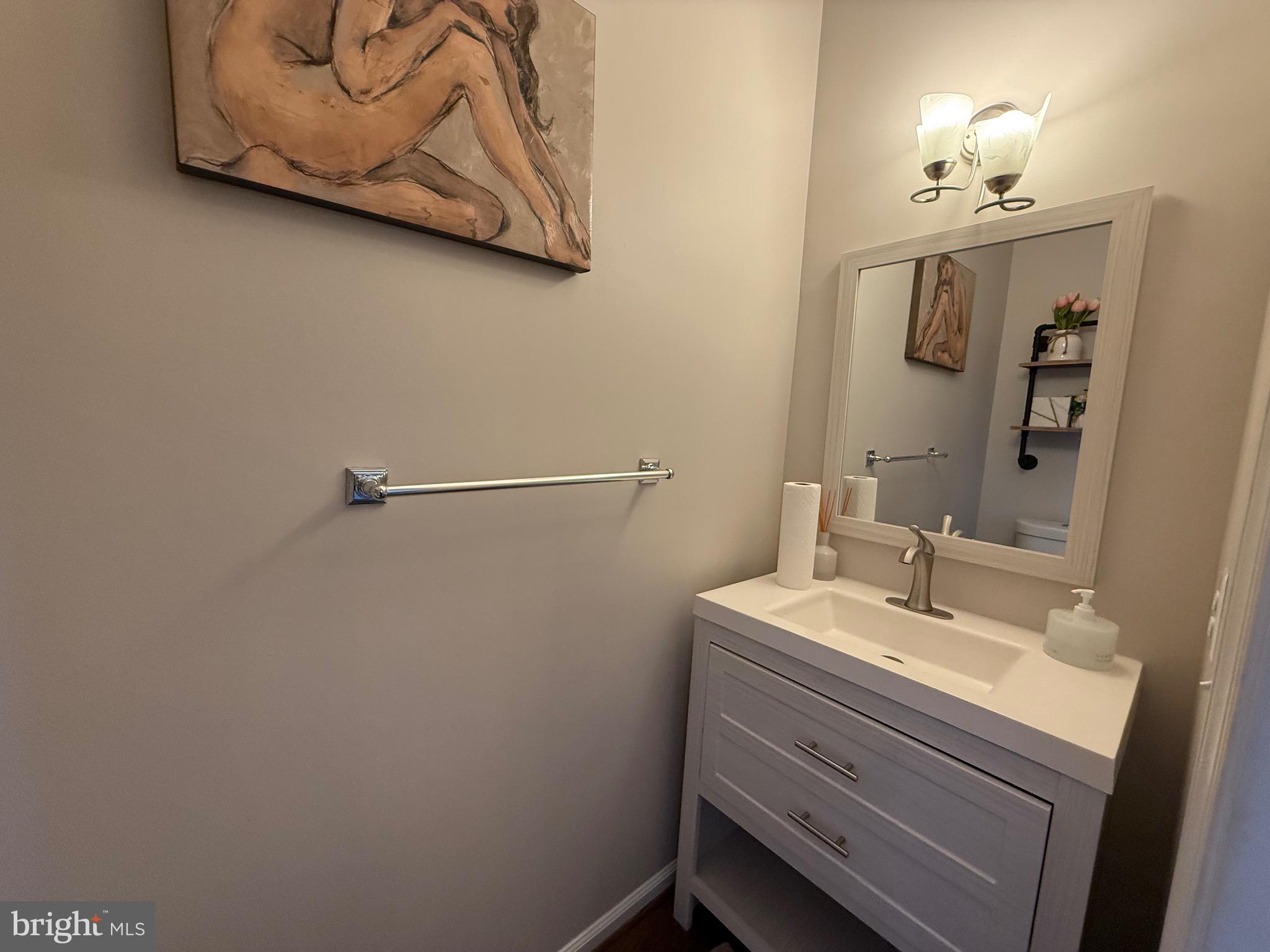 COLONNADE AT DULLES - Residential