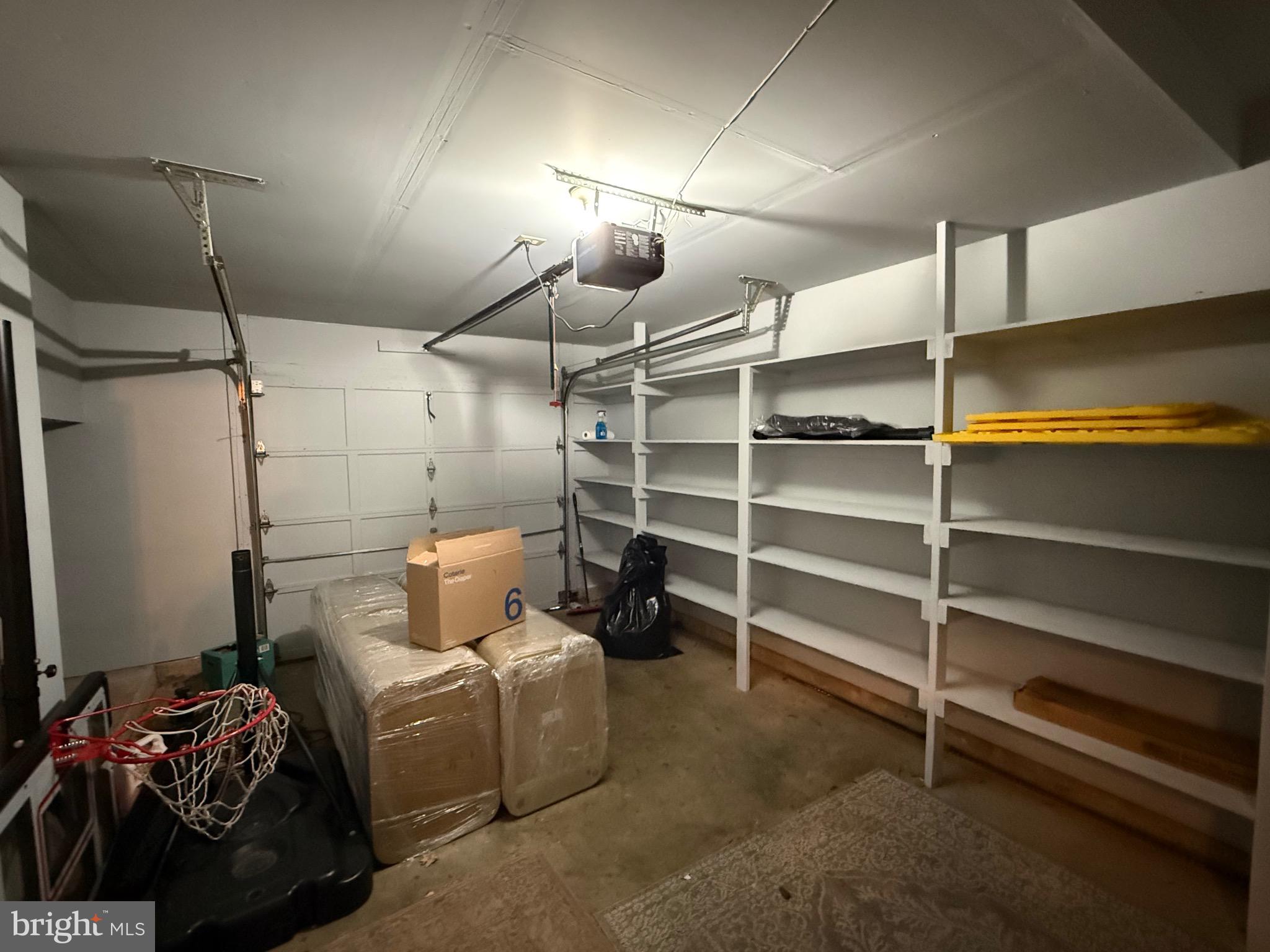 COLONNADE AT DULLES - Residential