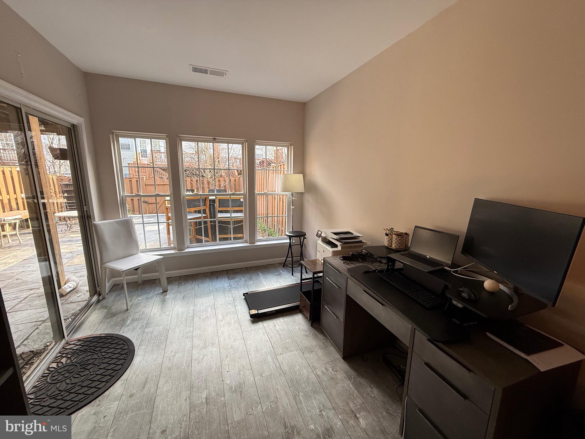 COLONNADE AT DULLES - Residential