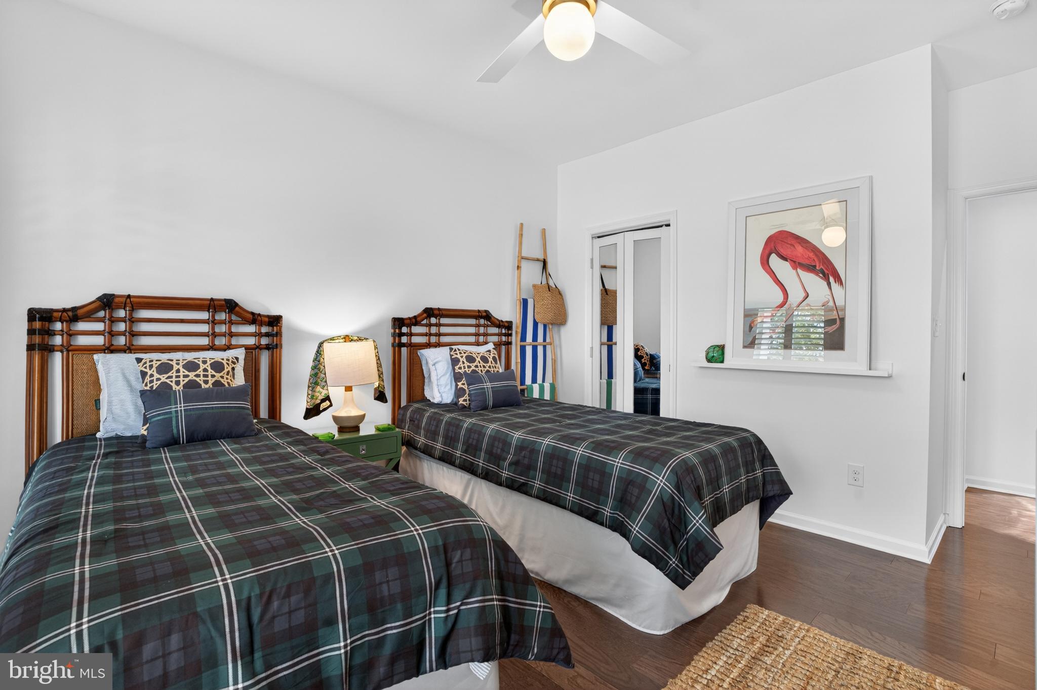 PENINSULA LAKES - Residential