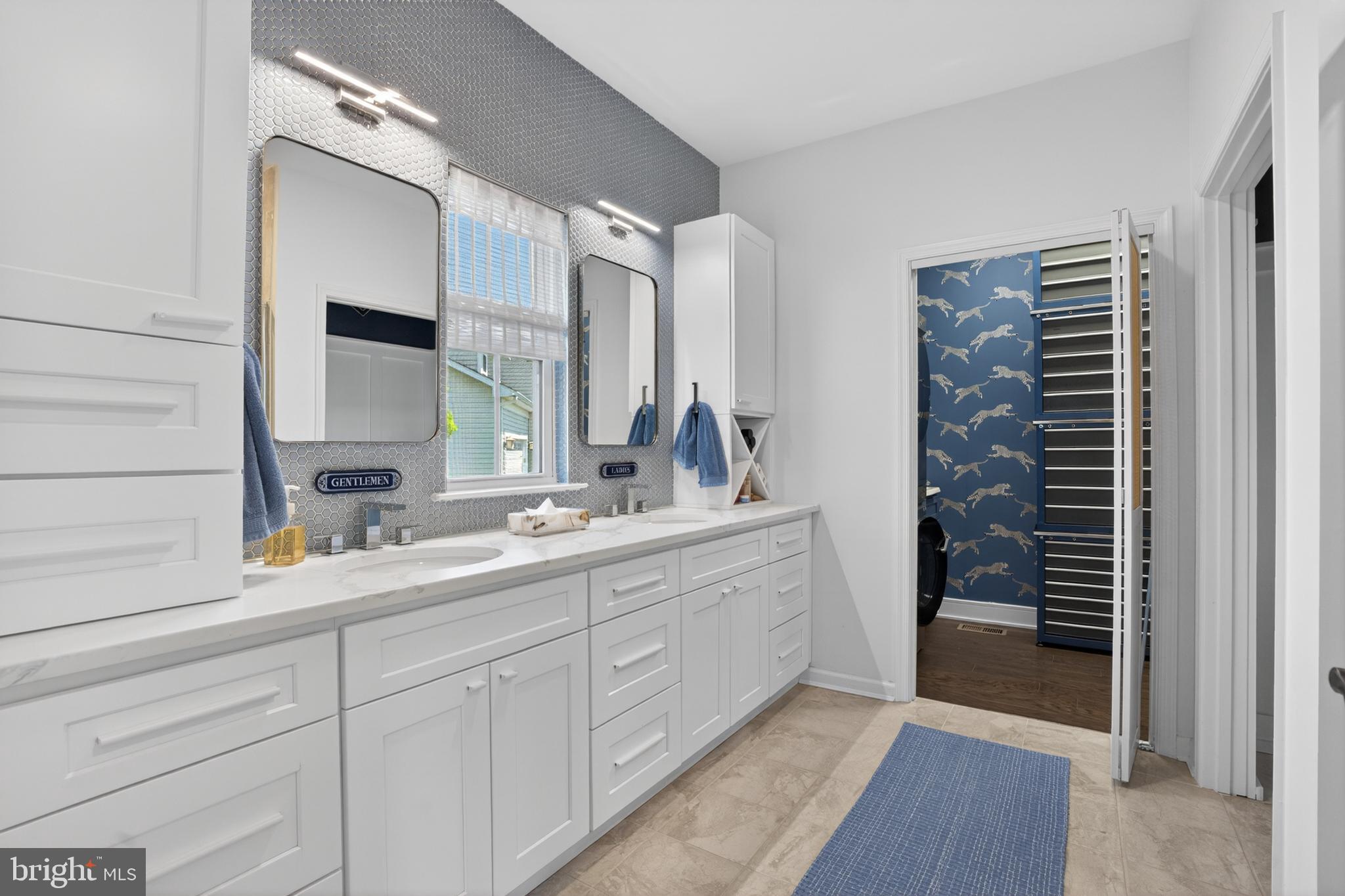 PENINSULA LAKES - Residential