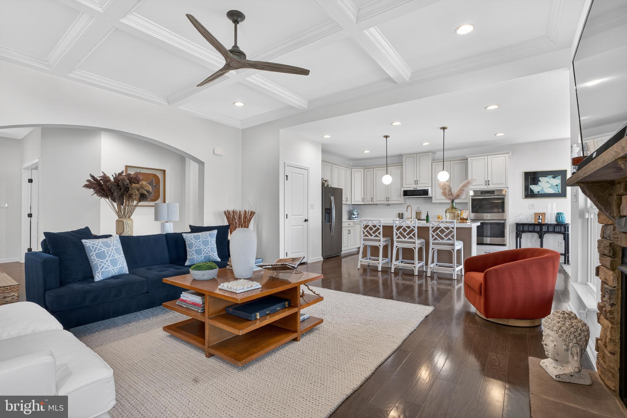 PENINSULA LAKES - Residential