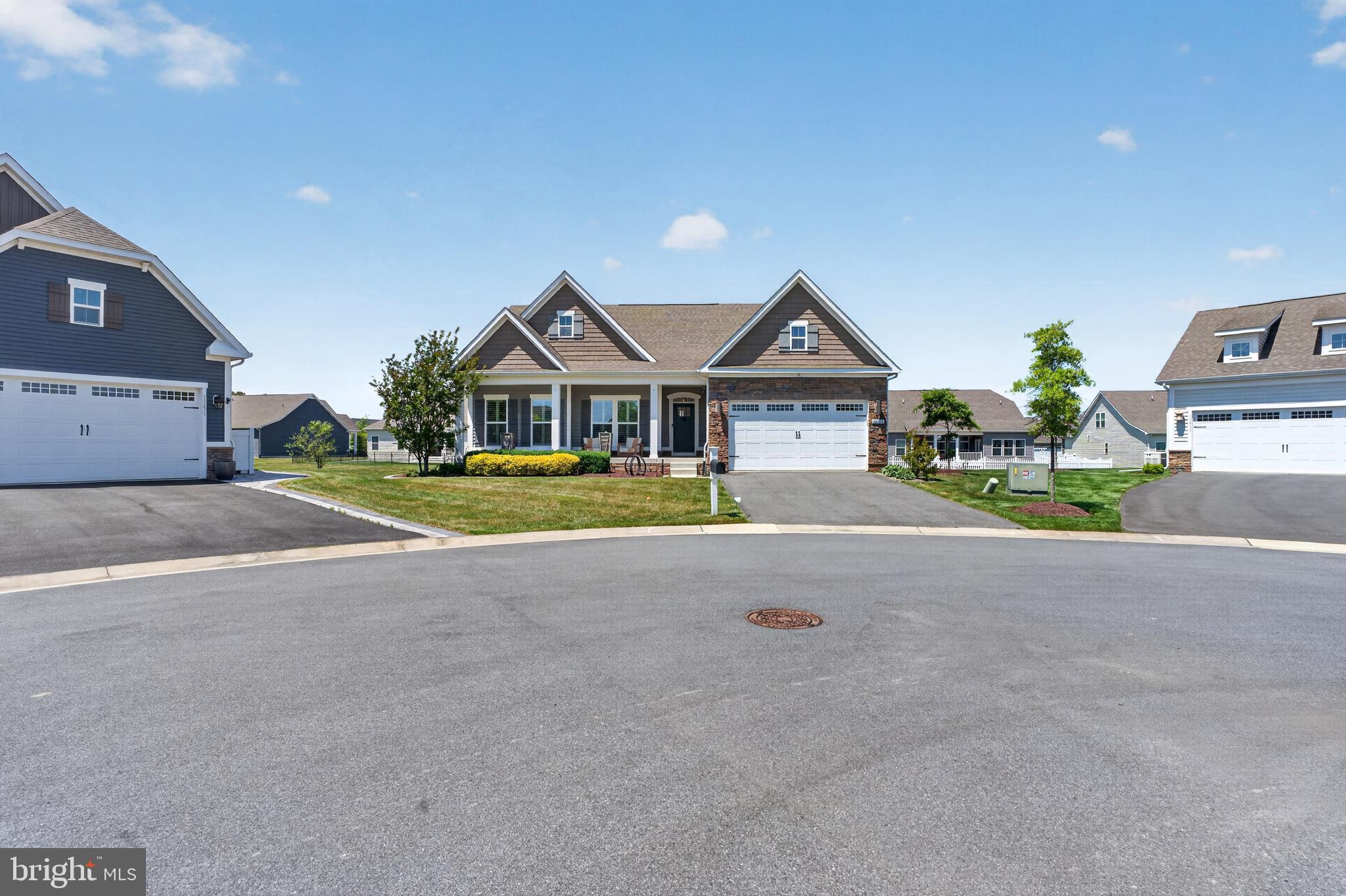 PENINSULA LAKES - Residential