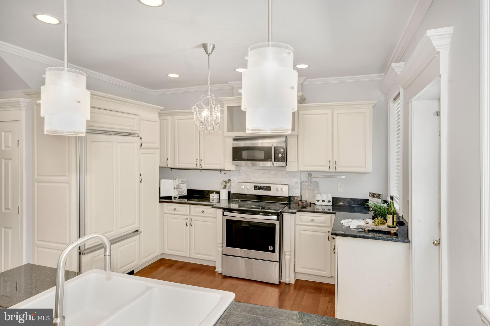 OAKENSHAWE - Residential