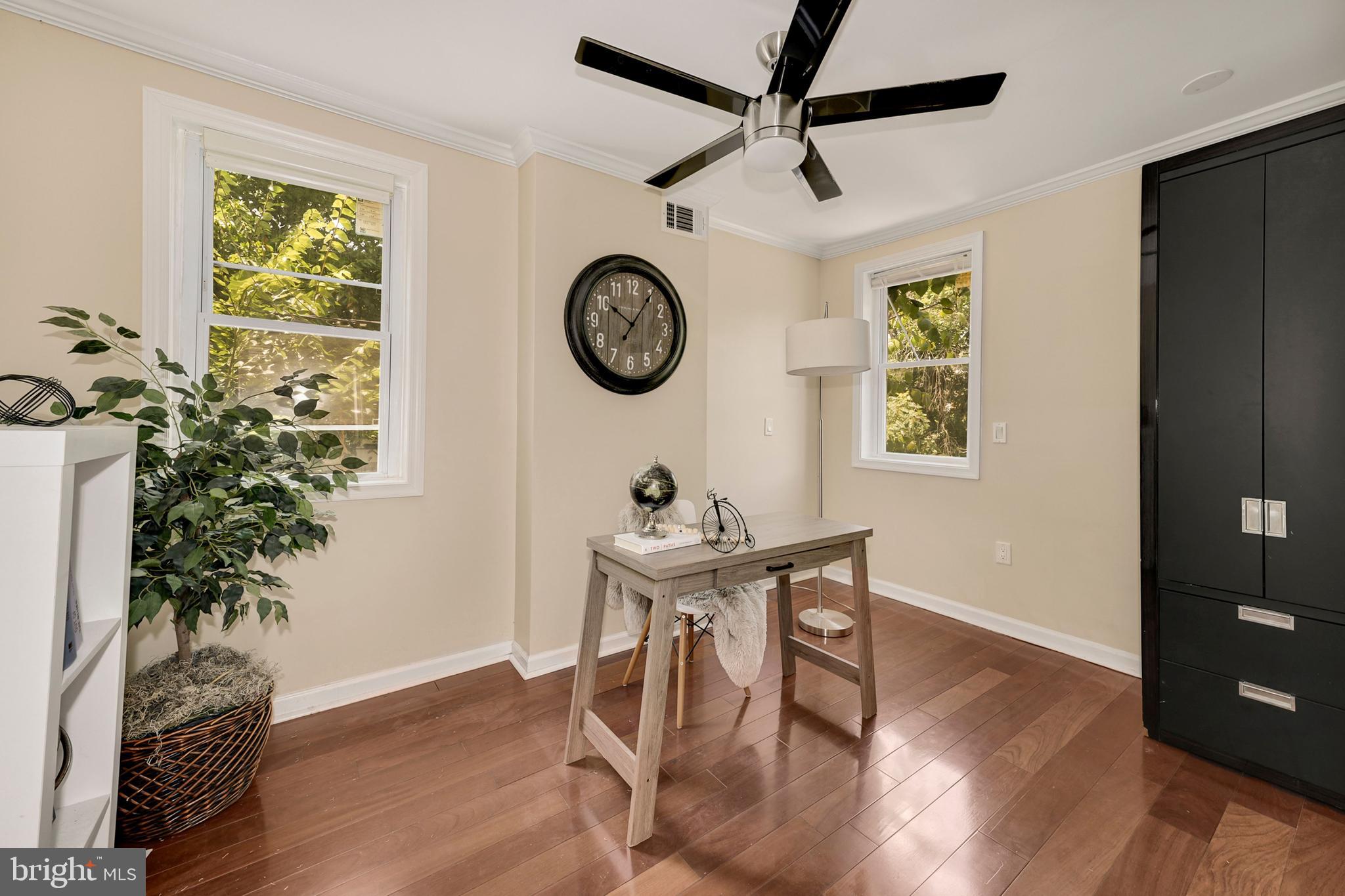 OAKENSHAWE - Residential