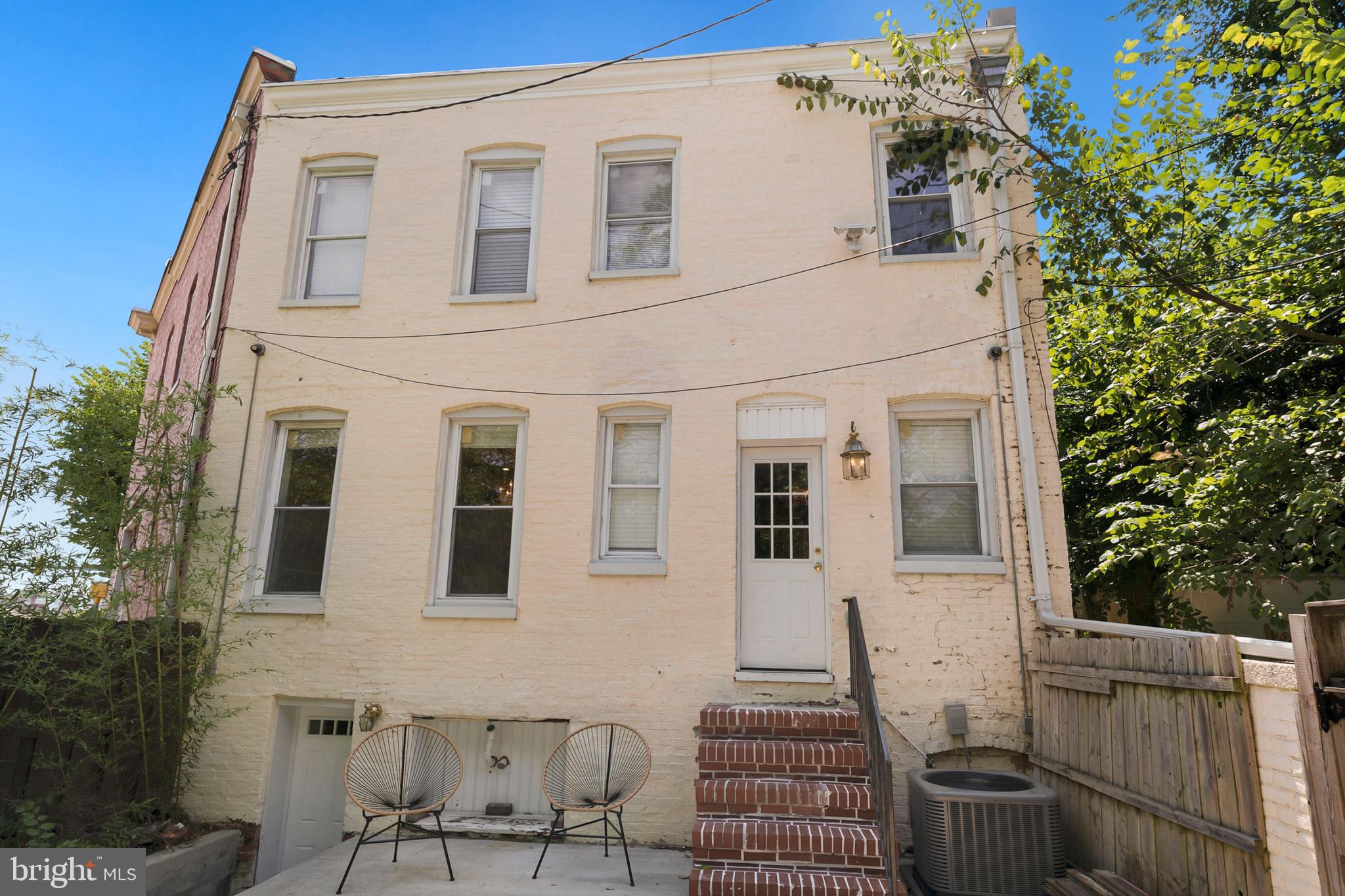 OAKENSHAWE - Residential