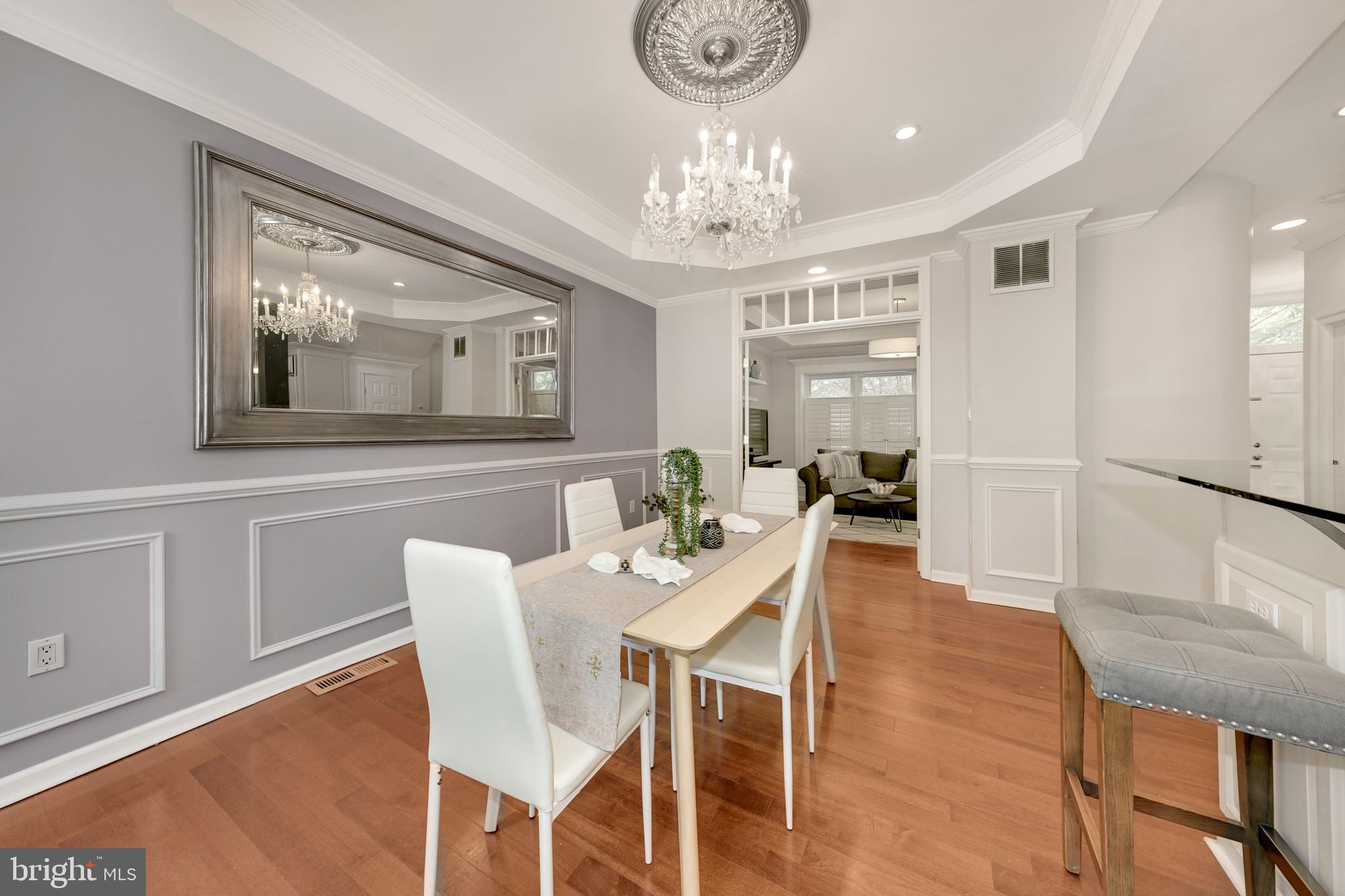 OAKENSHAWE - Residential