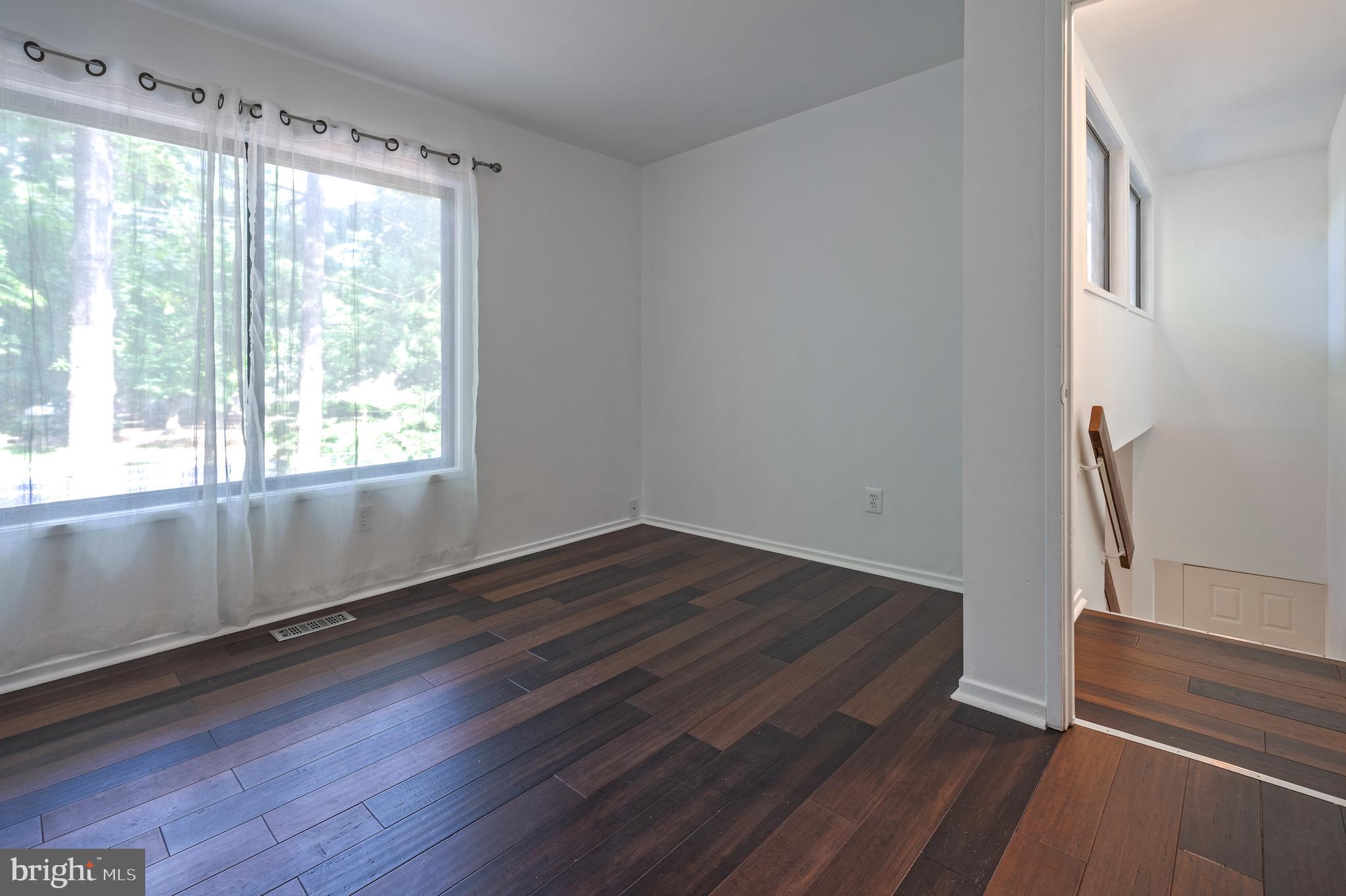 OVERLEA - Residential