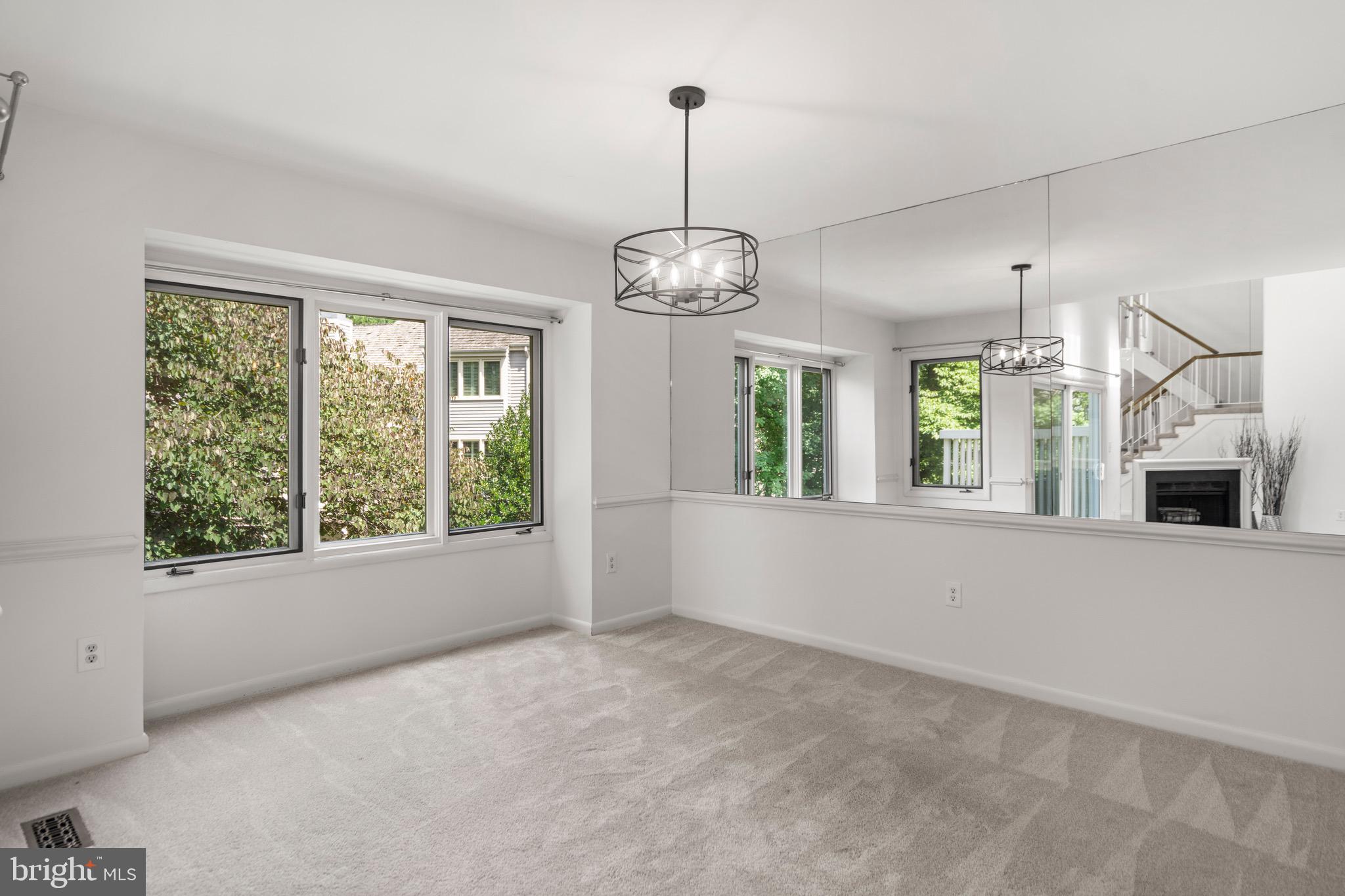 RESTON - Residential