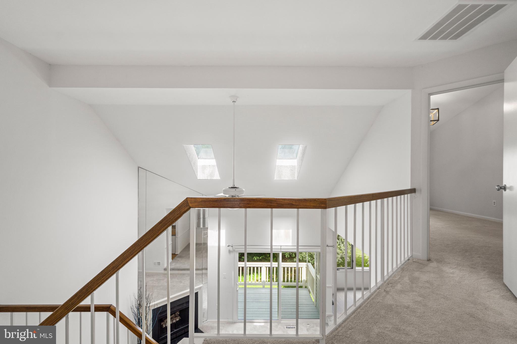 RESTON - Residential