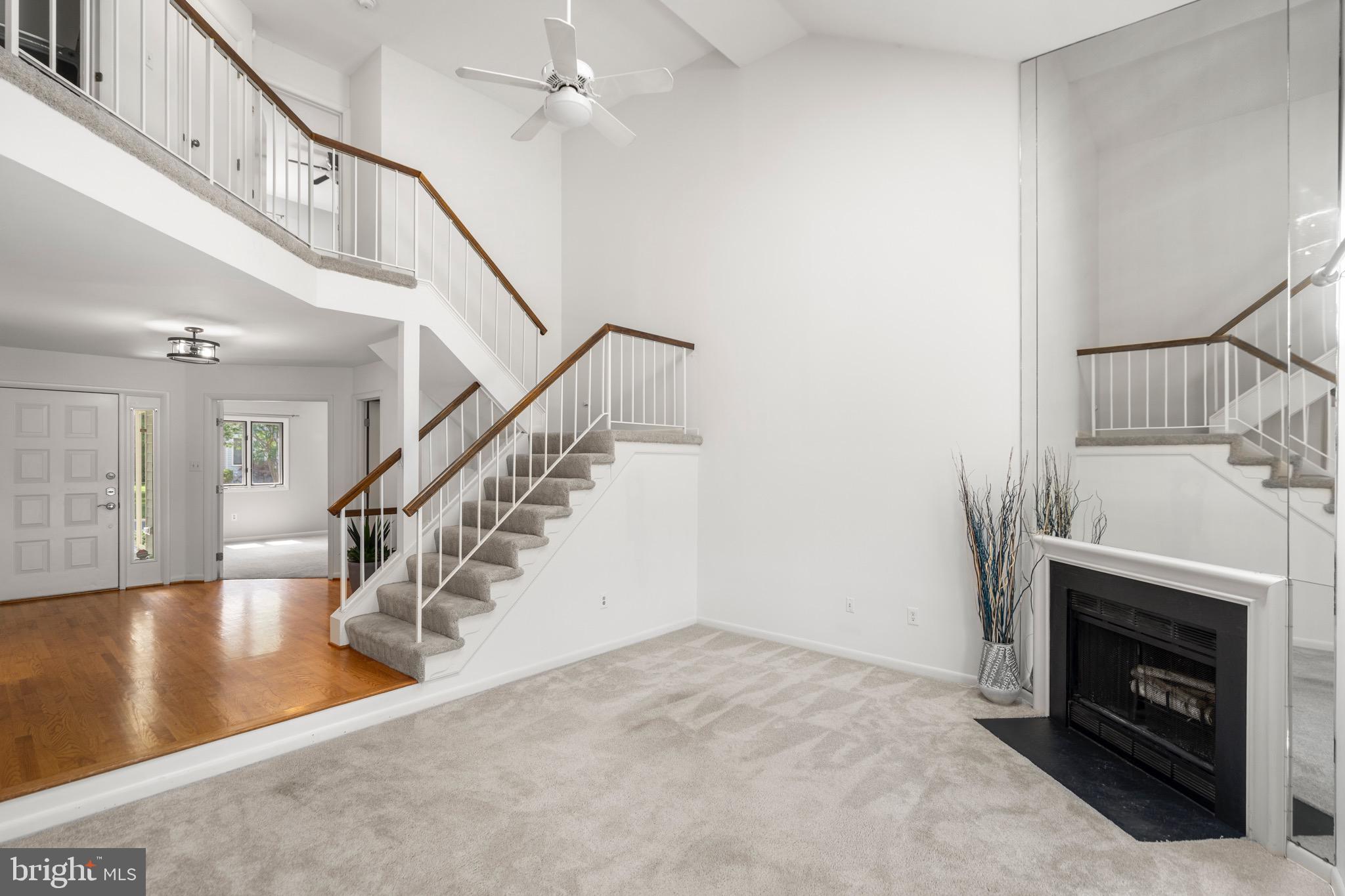 RESTON - Residential