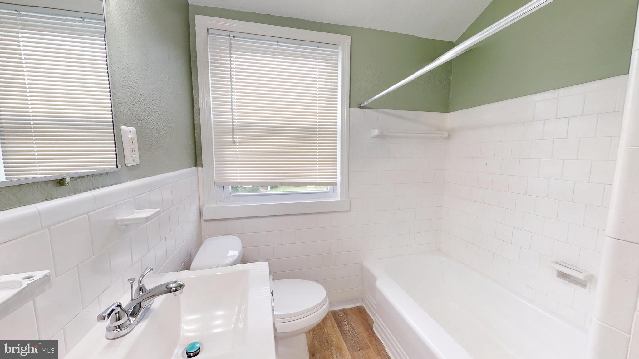 BELAIR-EDISON - Residential Lease