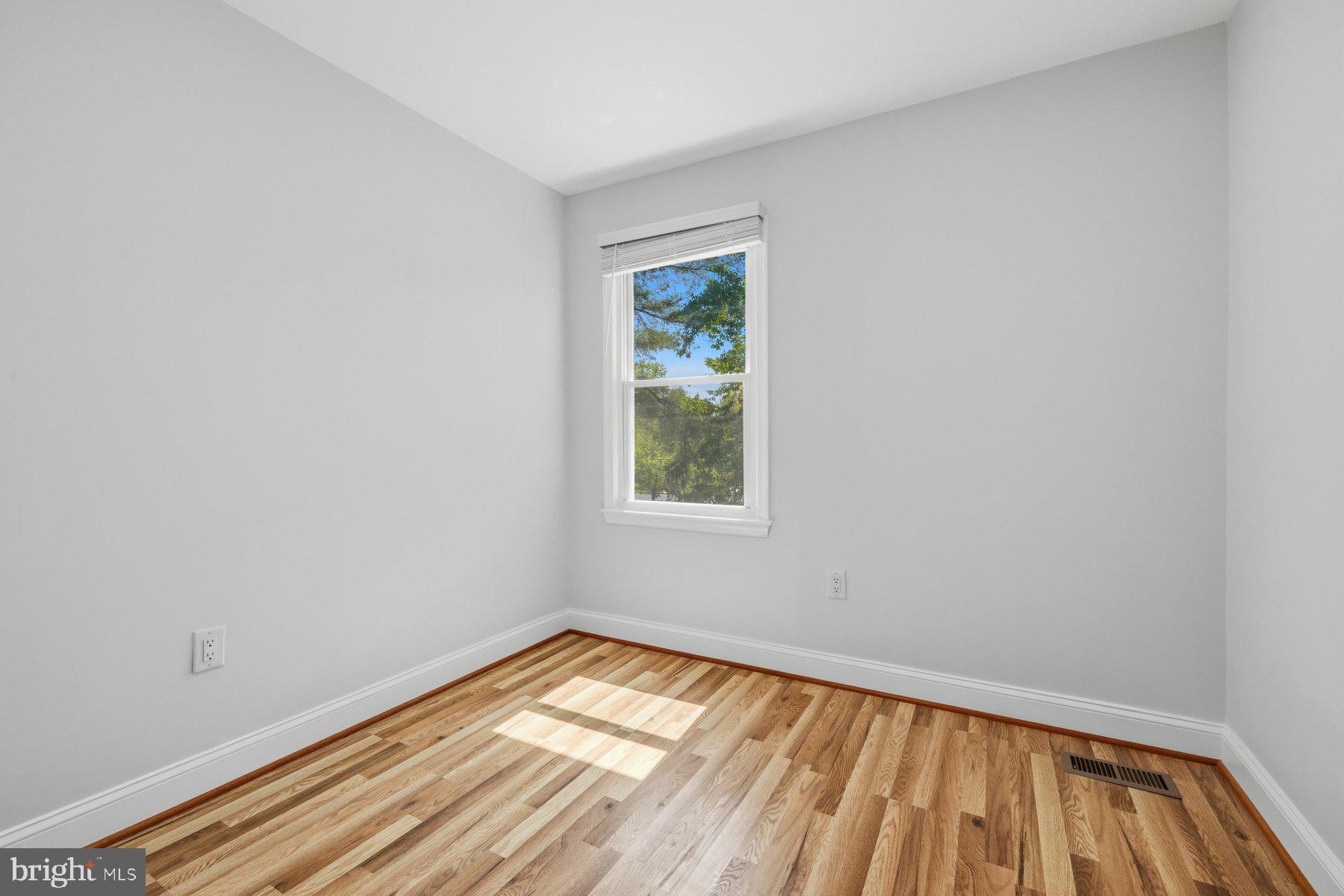 ROCKSHIRE - Residential