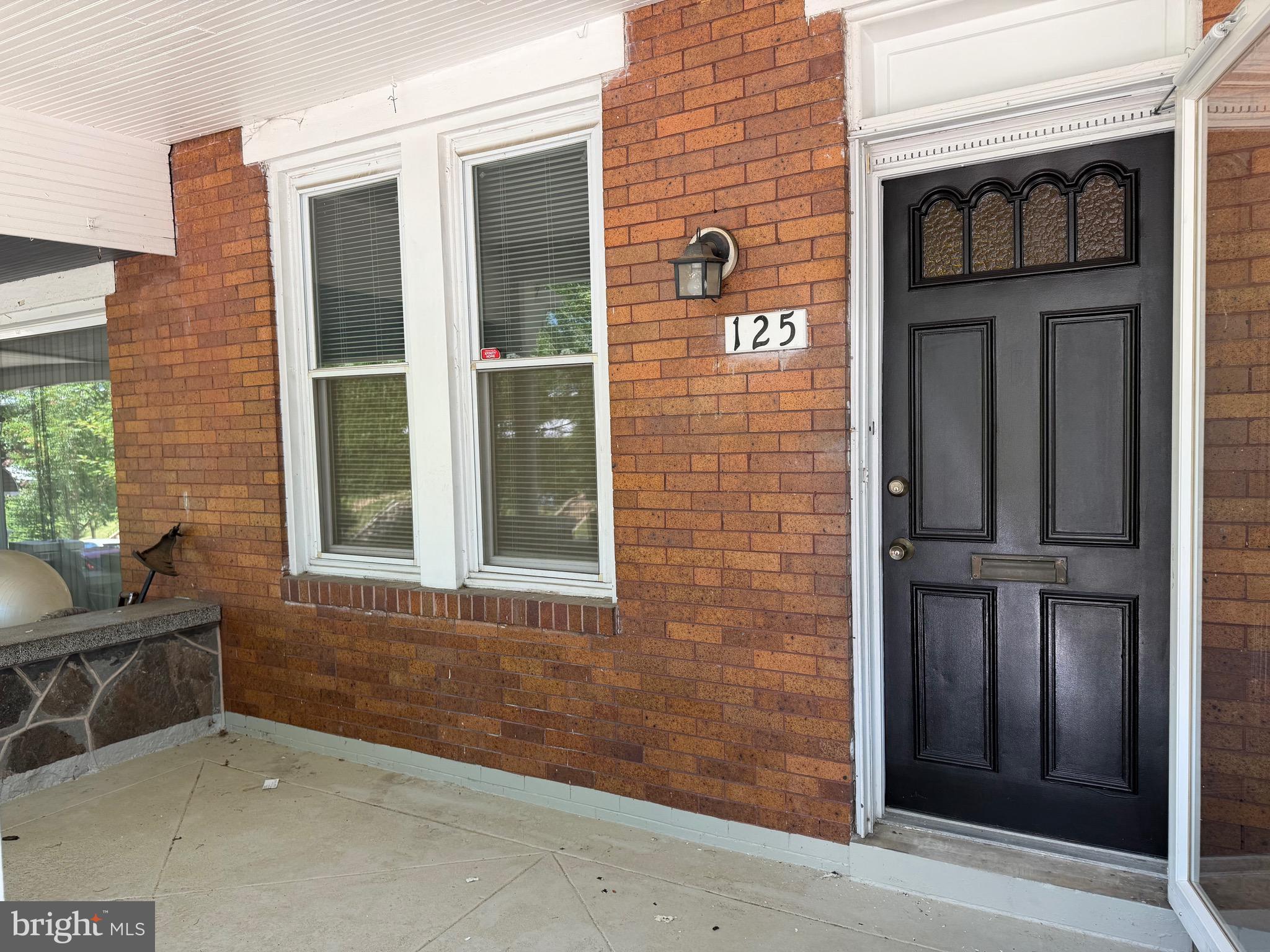 125 N MONASTERY AVENUE
