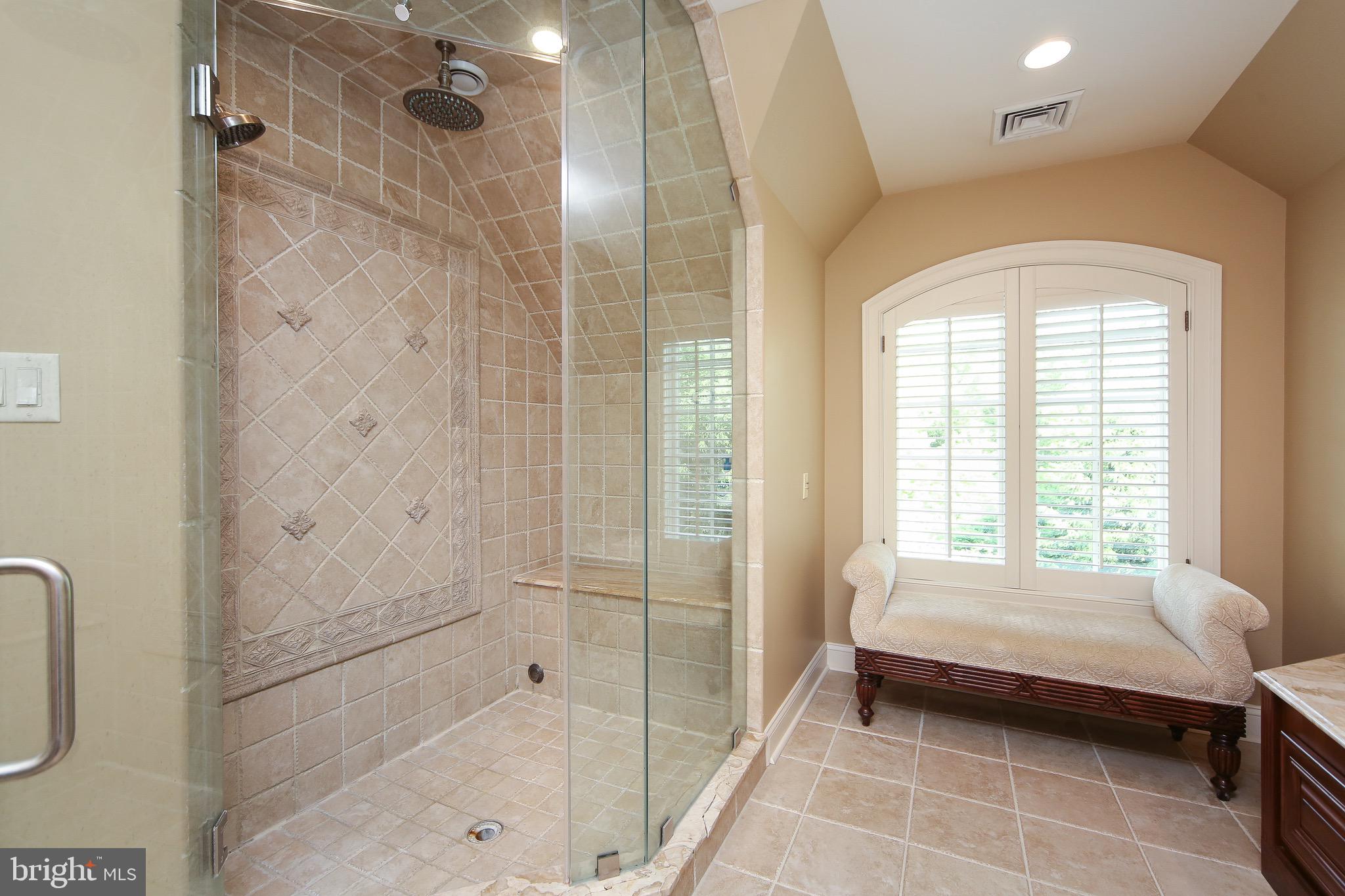 HIGHLANDS - Residential