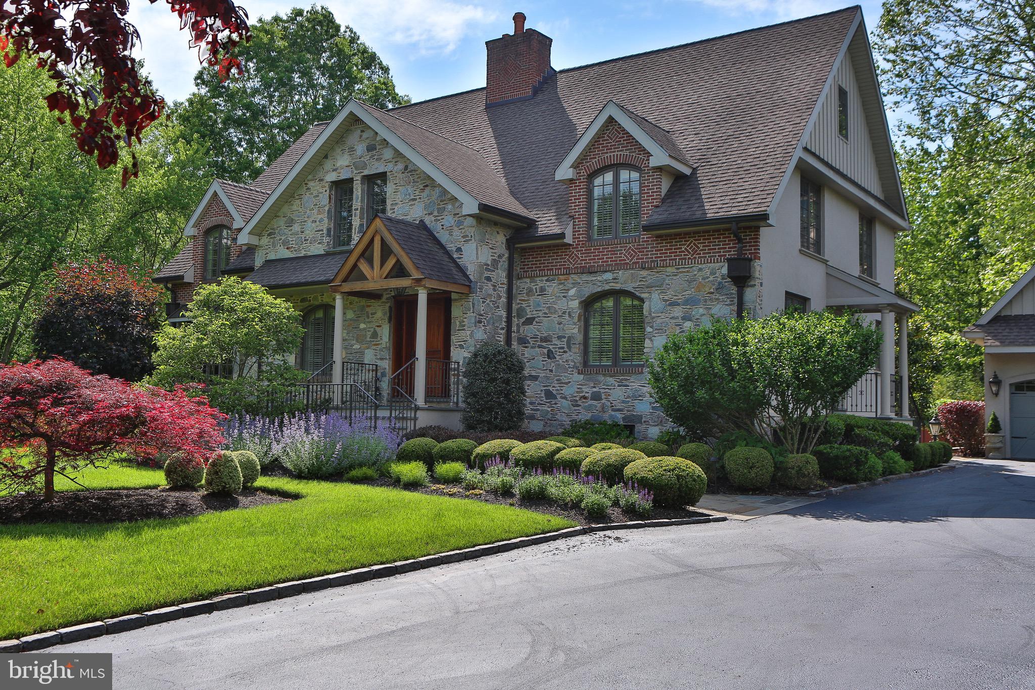 HIGHLANDS - Residential