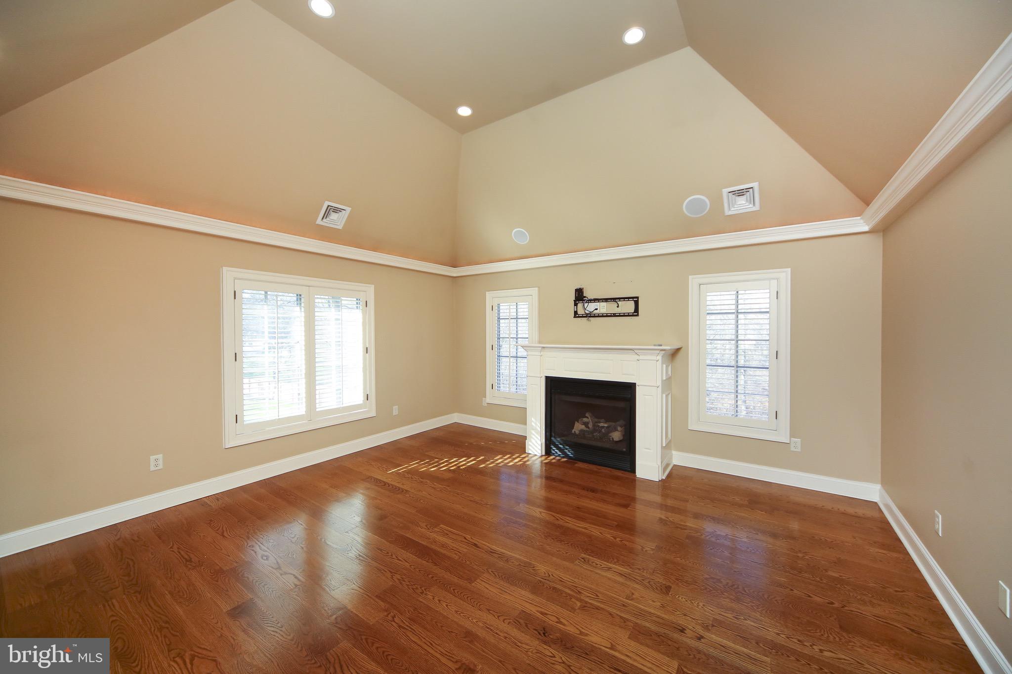 HIGHLANDS - Residential