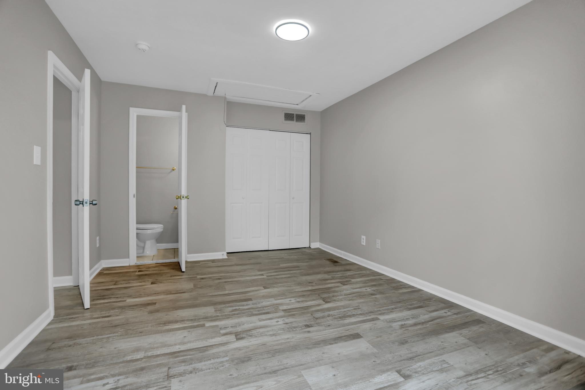 WOODBRIDGE VALLEY - Residential Lease