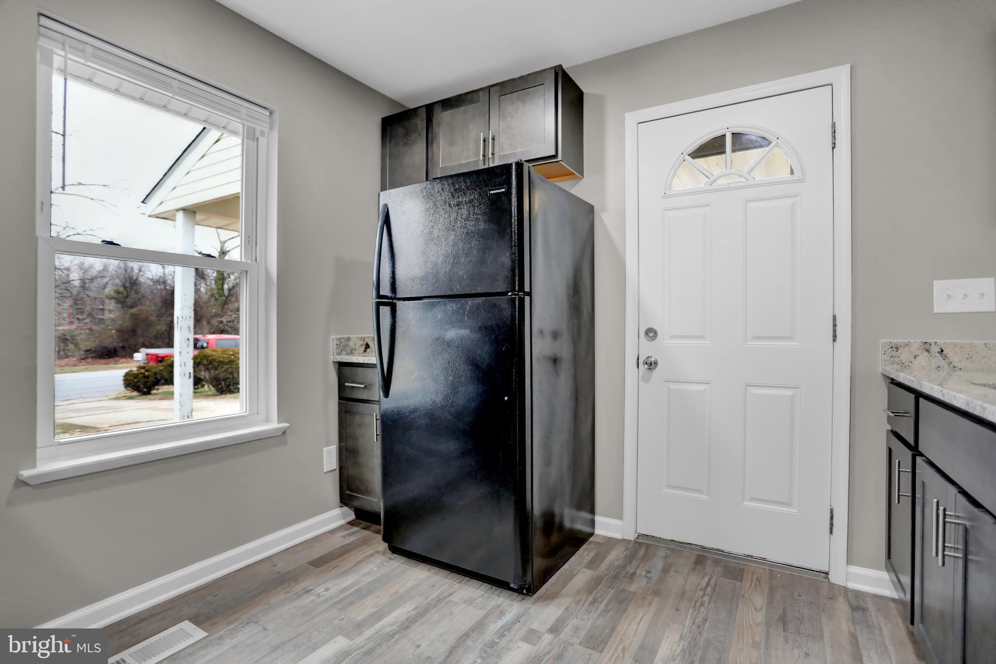 WOODBRIDGE VALLEY - Residential Lease