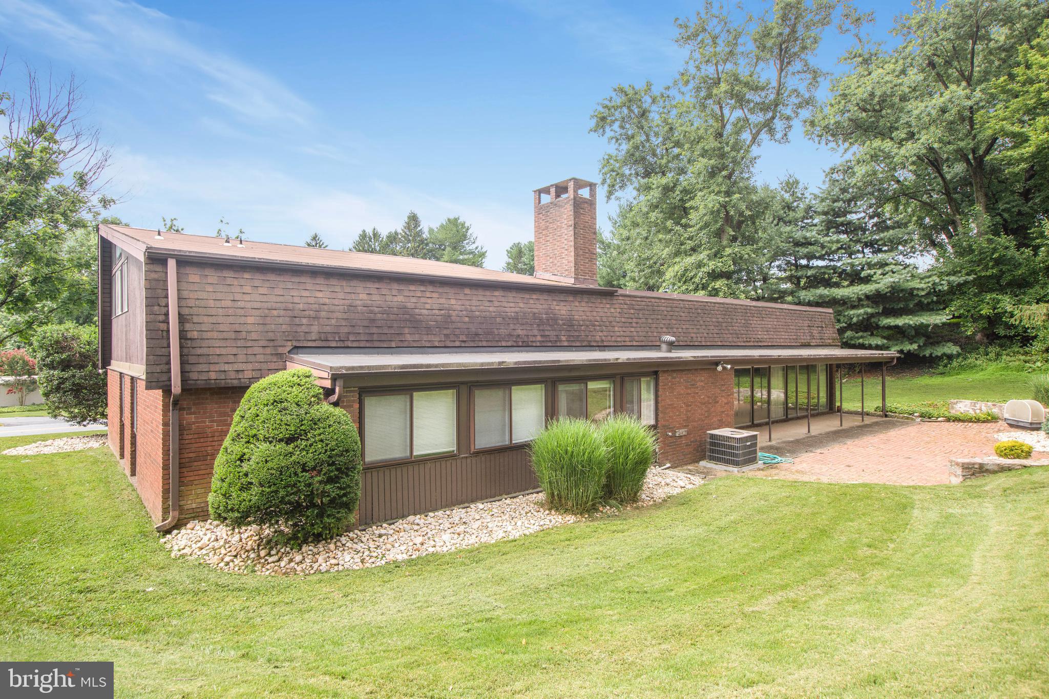 Beautiful and spacious 4 bedroom/3.5 bath, 3,900+/- square feet Modern in the heart of Stevenson just north of the Beltway. Clean, simple, open layout with large rooms and a spacious loft.
Brand new asphalt driveway; new lighting; many new bath fixtures; both sets of shower doors just redone by Mirrorcrafters; and much of the flooring replaced. Eat-in-kitchen features SS fridge, double sink/faucet and stone countertop (all from 2017), and a new cooktop and wall oven (2022). Tons of storage inside and out; carport; beautiful, freshly manicured grounds; high end washer/dryer installed in 2017; and HVAC just serviced and completely reinsulated. Immediate occupancy! Pets considered.