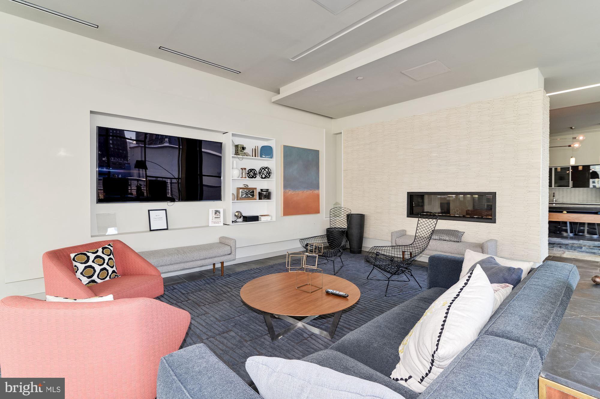 WASHINGTON SQ - Residential Lease