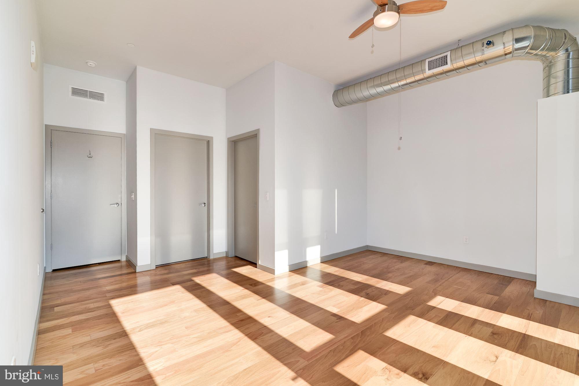 WASHINGTON SQ - Residential Lease