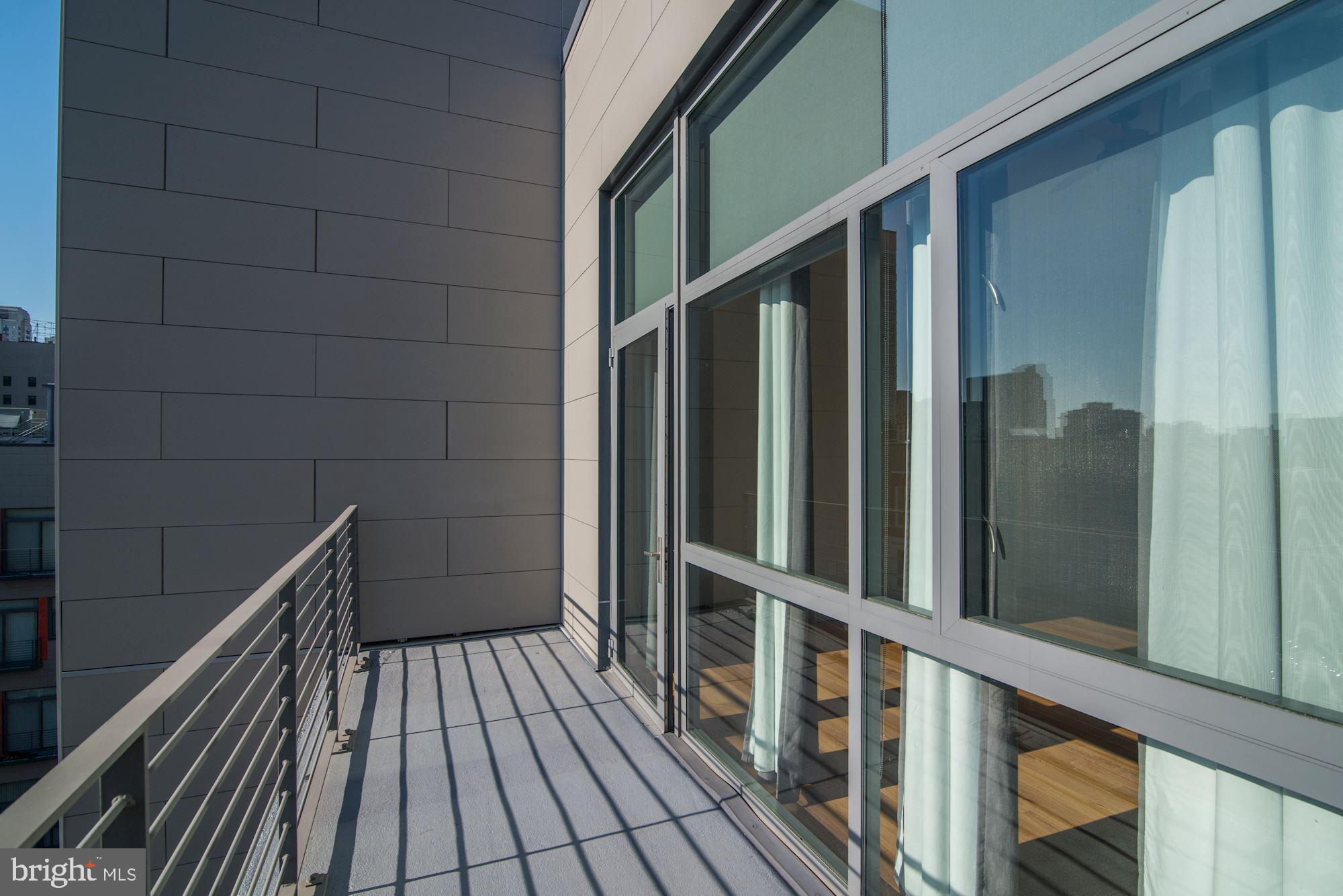 WASHINGTON SQ - Residential Lease