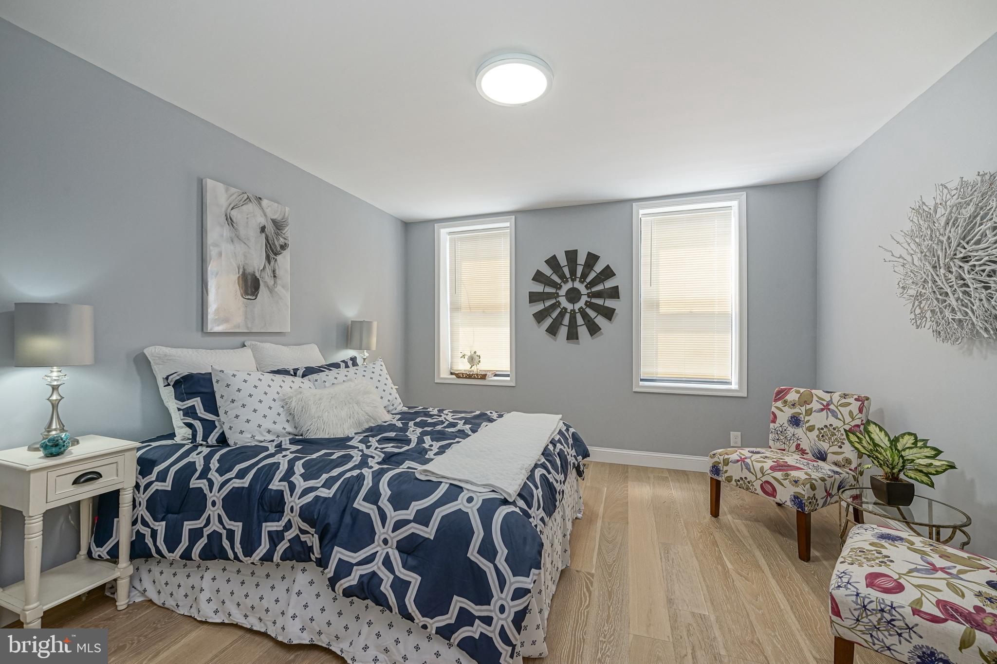 POINT BREEZE - Residential