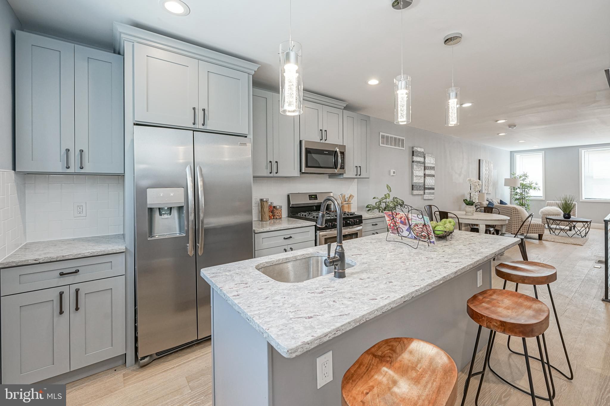 POINT BREEZE - Residential