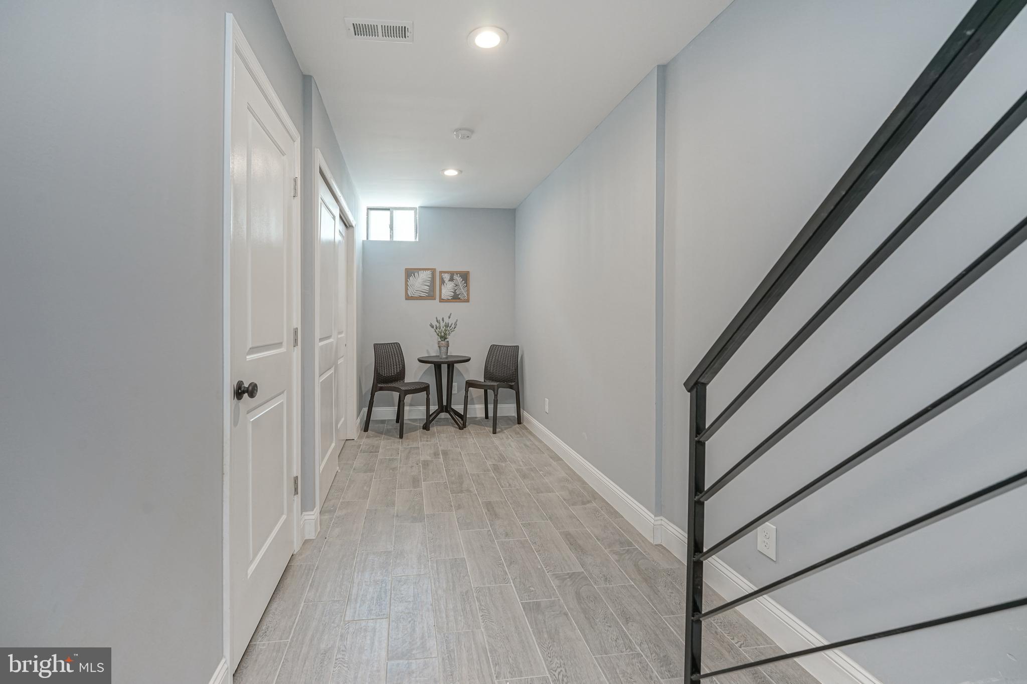 POINT BREEZE - Residential