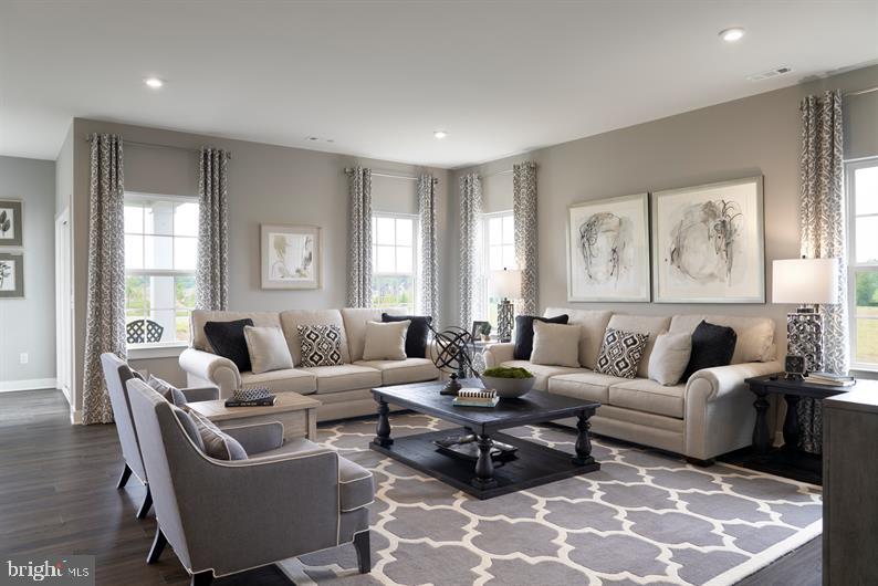 BRUNSWICK CROSSING - Residential