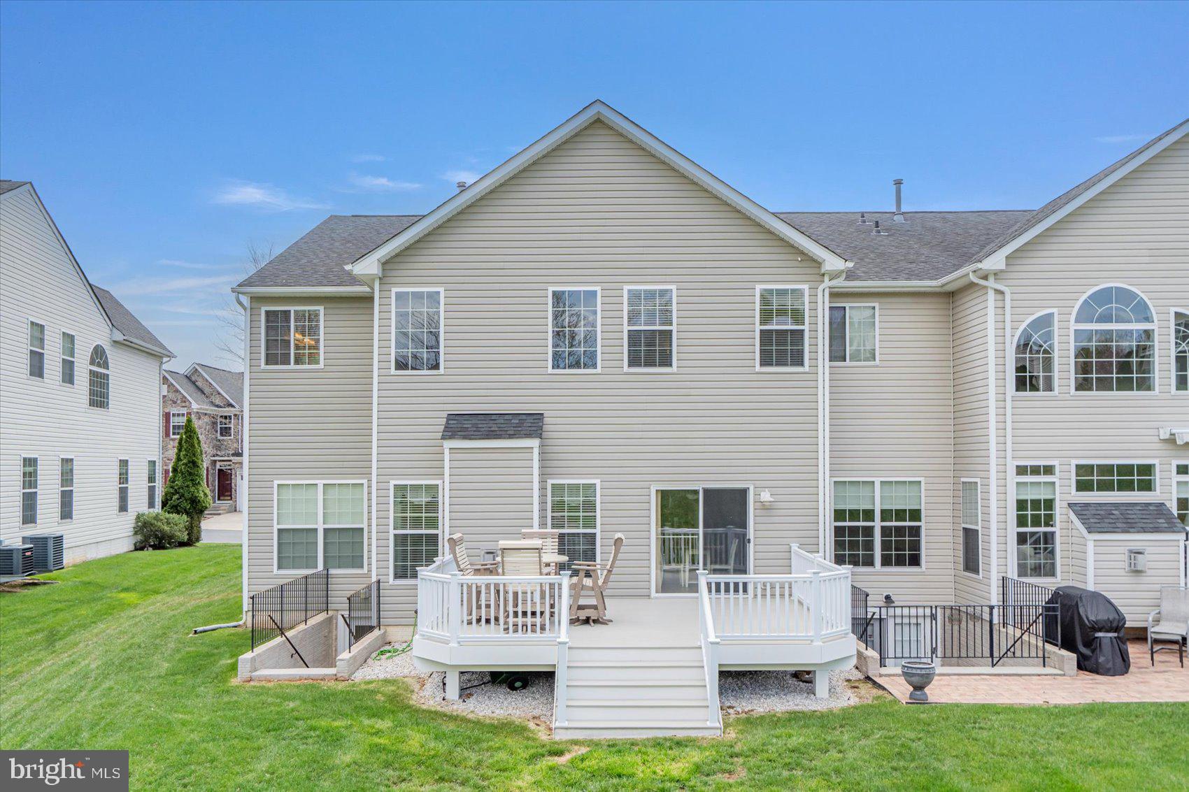 ORCHARD CROSSING - Residential