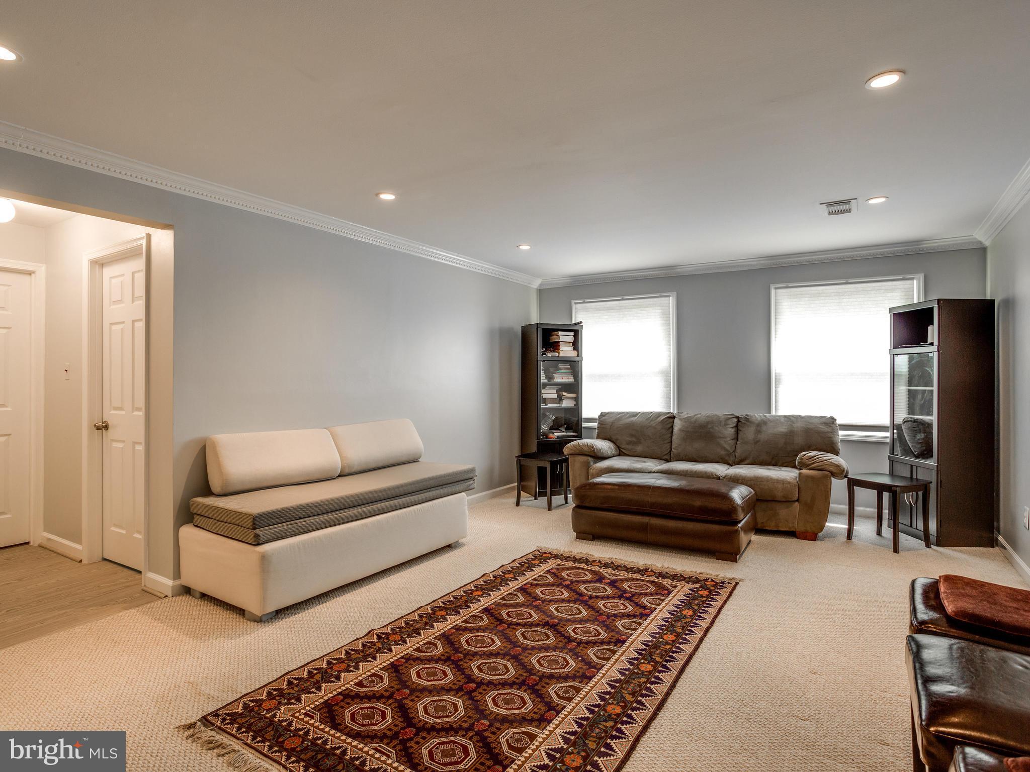 KEENE MILL MANOR - Residential