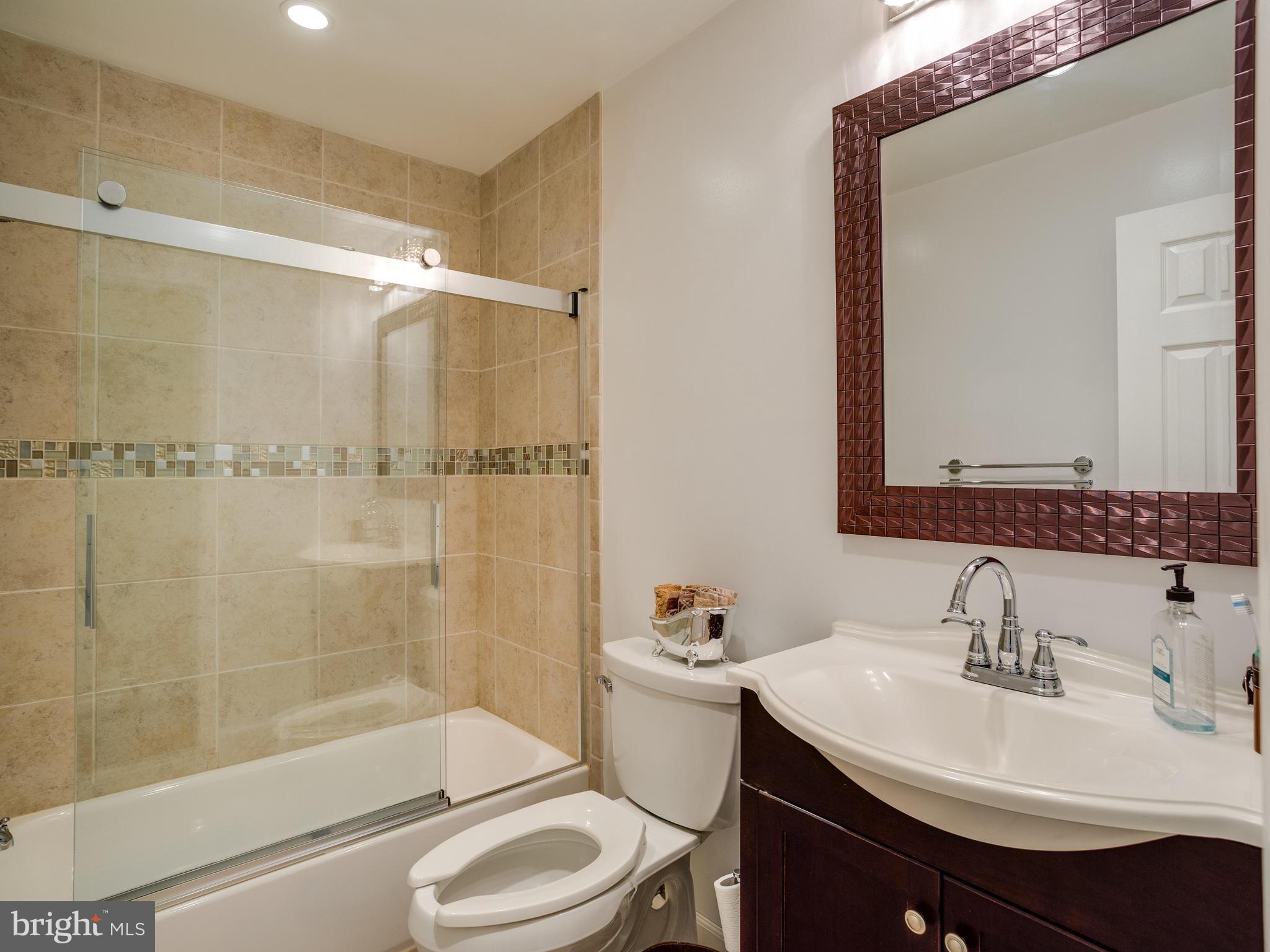 KEENE MILL MANOR - Residential