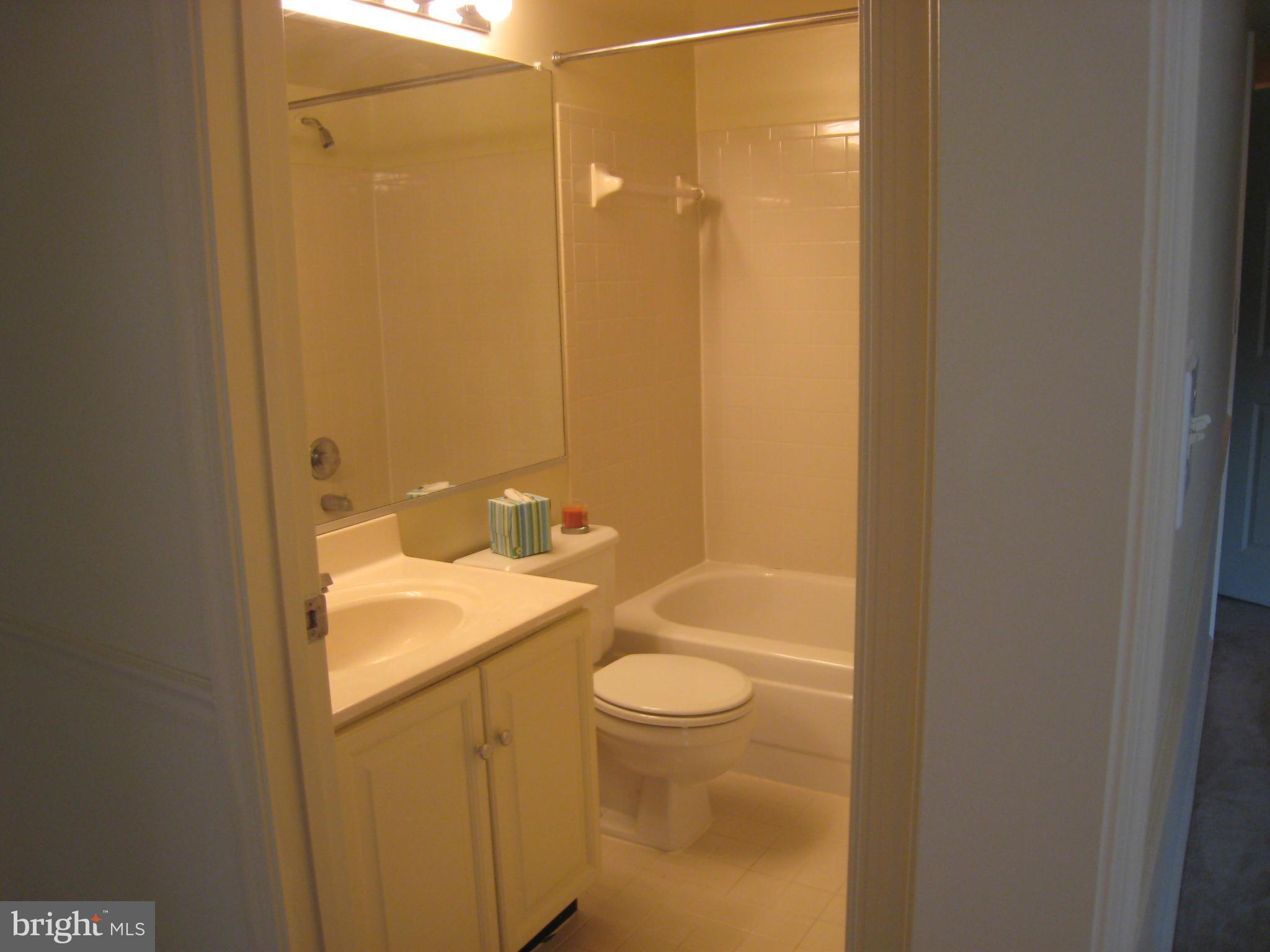 COLECROFT - Residential Lease