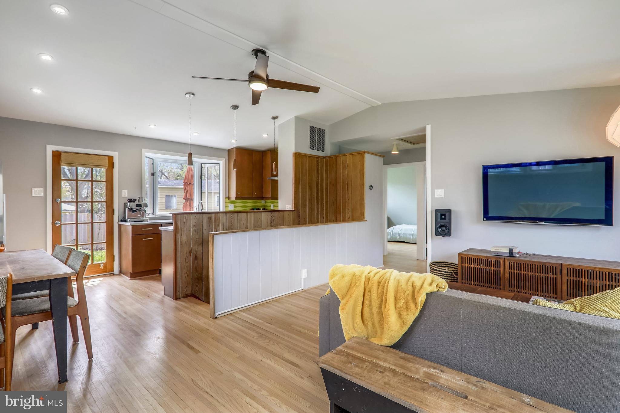 ROCK CREEK PALISADES - Residential