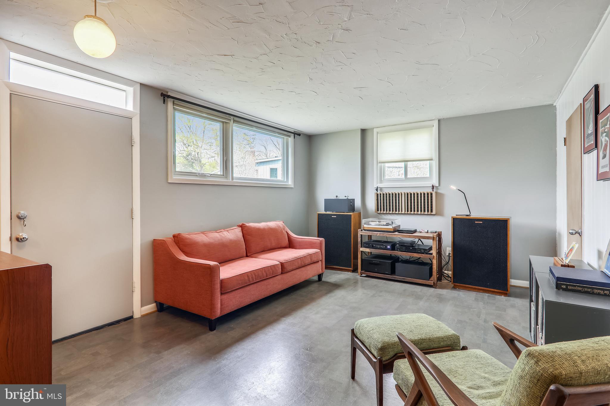 ROCK CREEK PALISADES - Residential