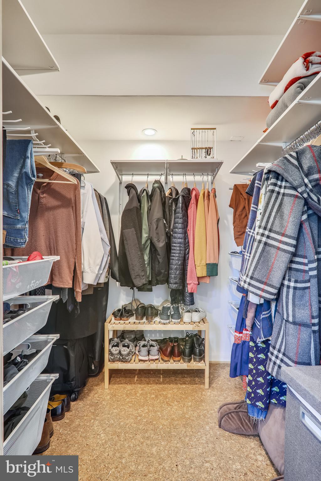 ROCK CREEK PALISADES - Residential