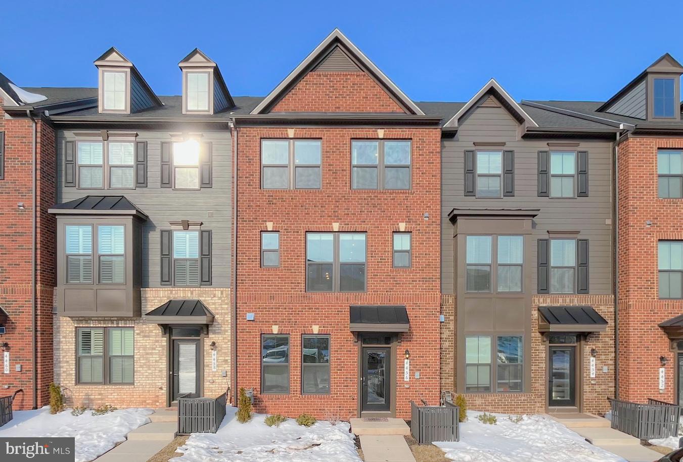 ELLIPSE AT WESTFIELDS - Residential