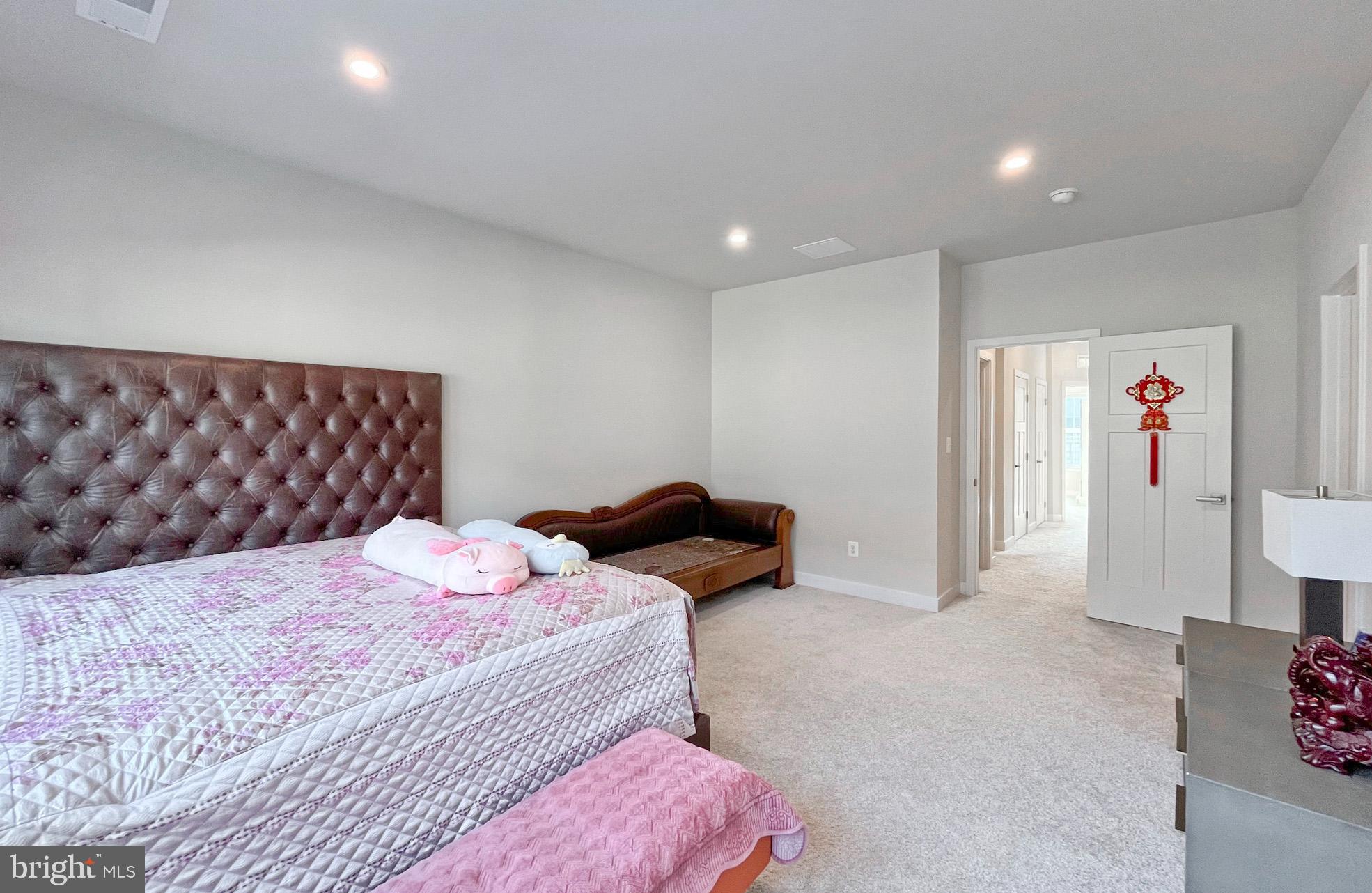 ELLIPSE AT WESTFIELDS - Residential