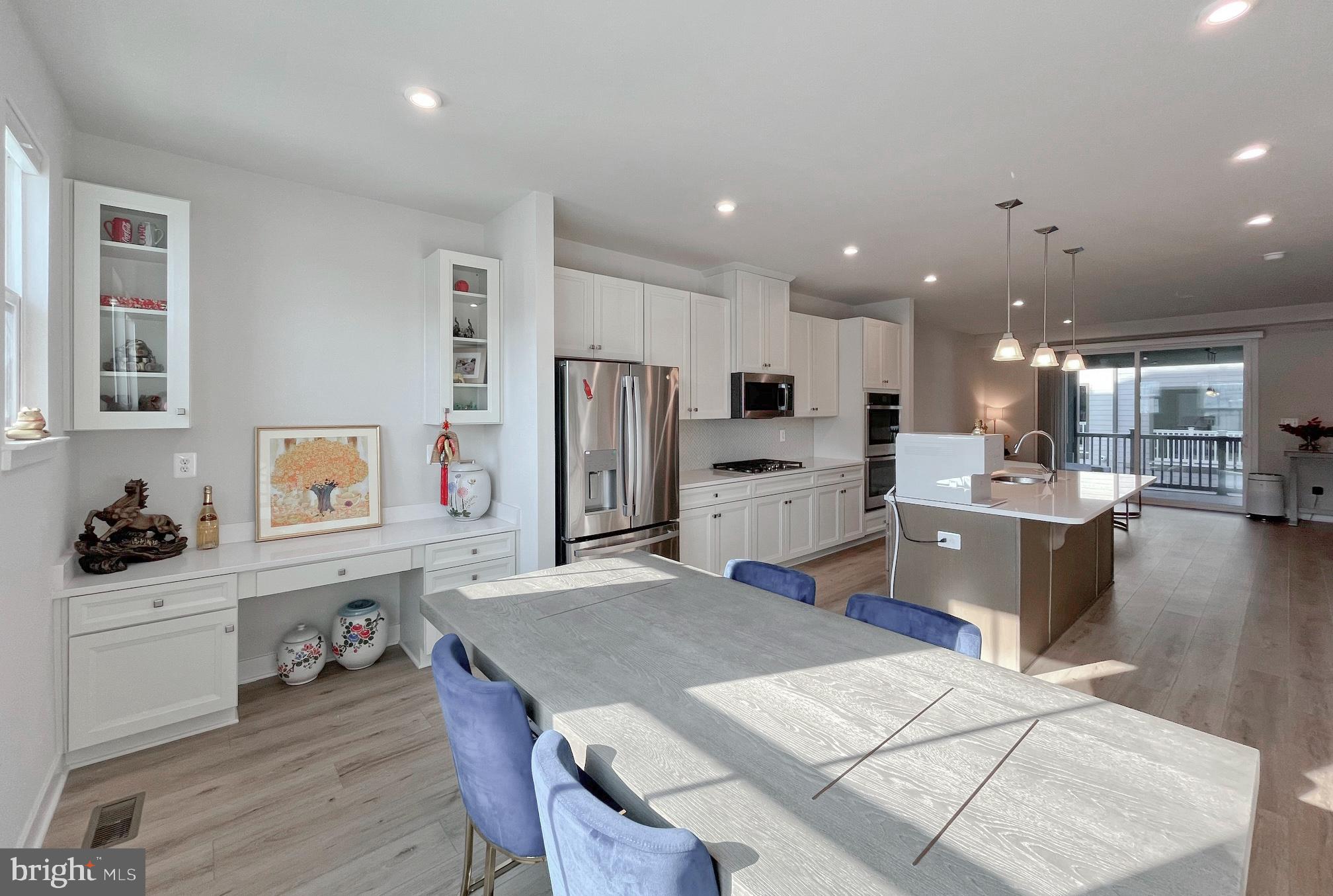 ELLIPSE AT WESTFIELDS - Residential