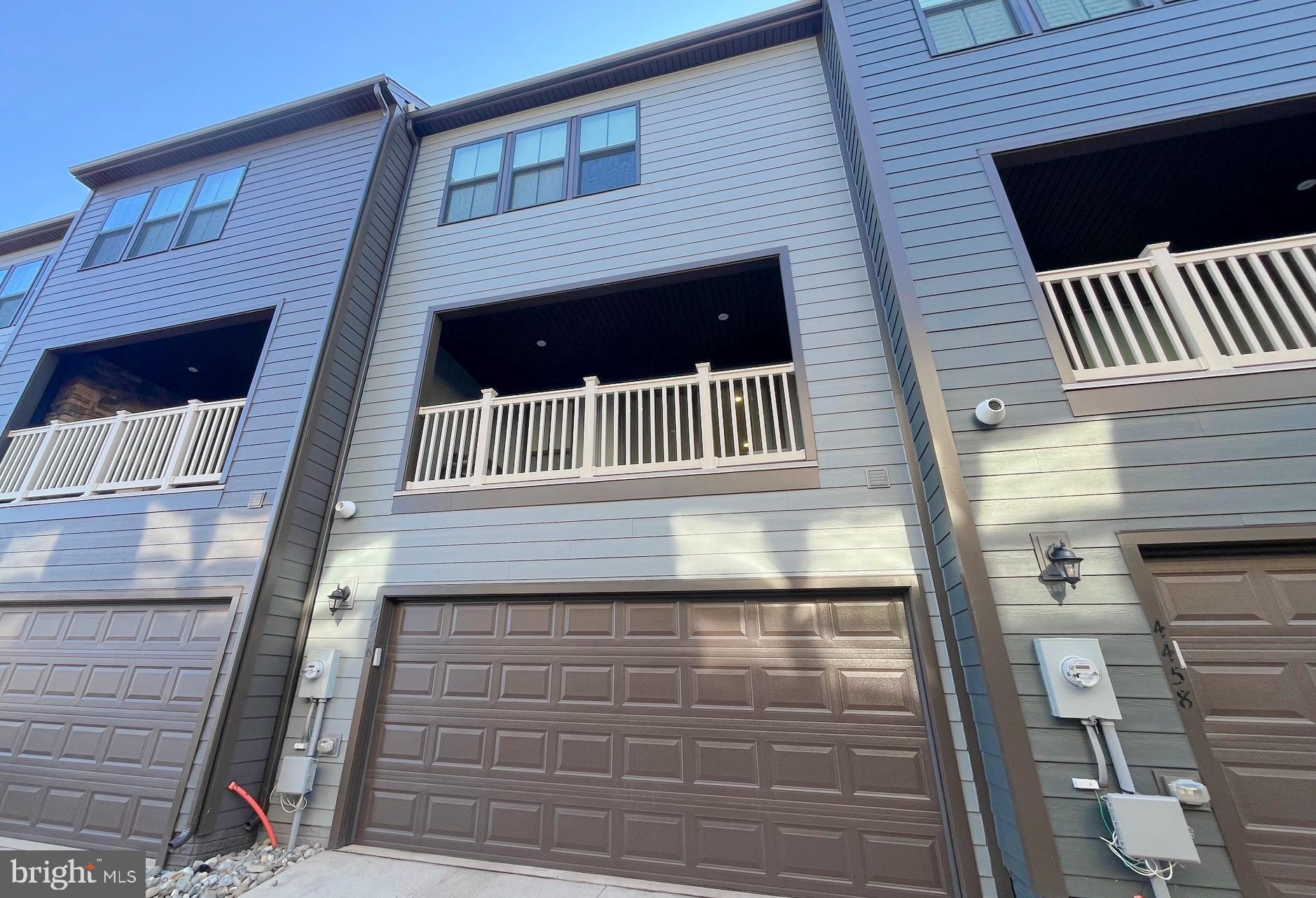 ELLIPSE AT WESTFIELDS - Residential